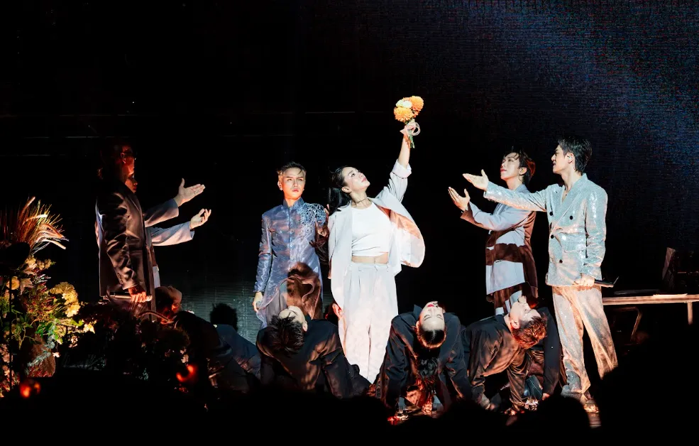 dang-khoi-bao-tin-vo-mang-thai (90)