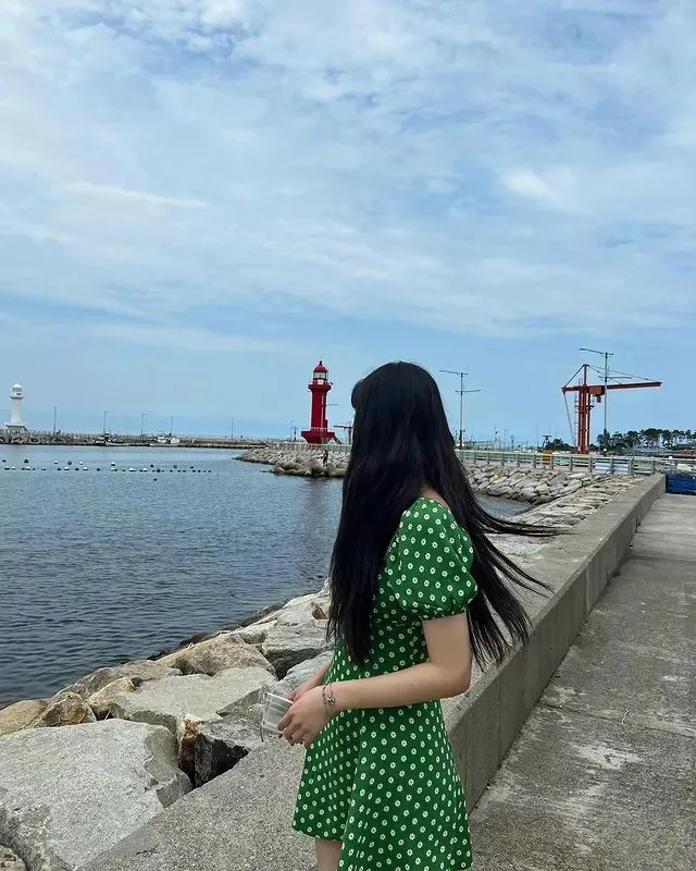 gu-thoi-trang-doi-thuong-don-gian-cua-nu-chinh-phim-han-noi-dinh-dam-o-viet-nam-2