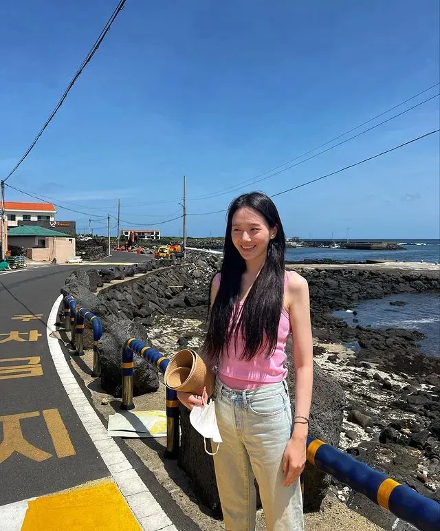 gu-thoi-trang-doi-thuong-don-gian-cua-nu-chinh-phim-han-noi-dinh-dam-o-viet-nam-4