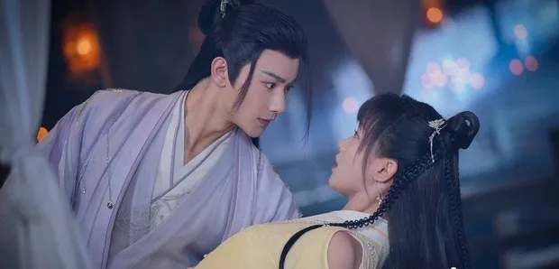 my-nam-co-trang-bi-che-luc-nao-cung-nhu-buon-ngu-da-dong-vai-phu-mo-nhat-suot-10-nam