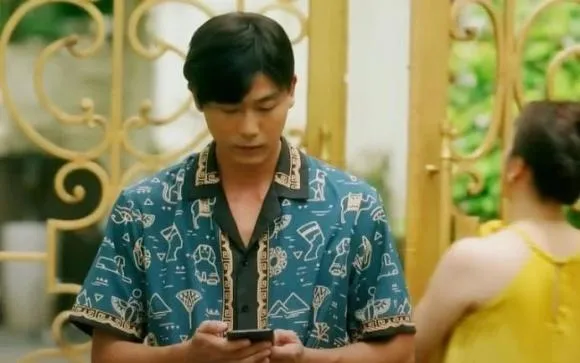 Nam diễn viên từng 'tán' Phương Oanh trong Hương Vị Tình Thân nay có màn tái xuất khó nhận ra ở Làng Trong Phố