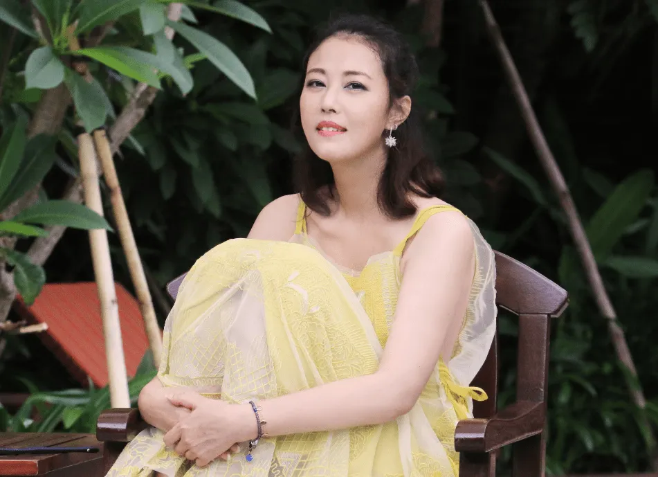Chau Hai My qua doi