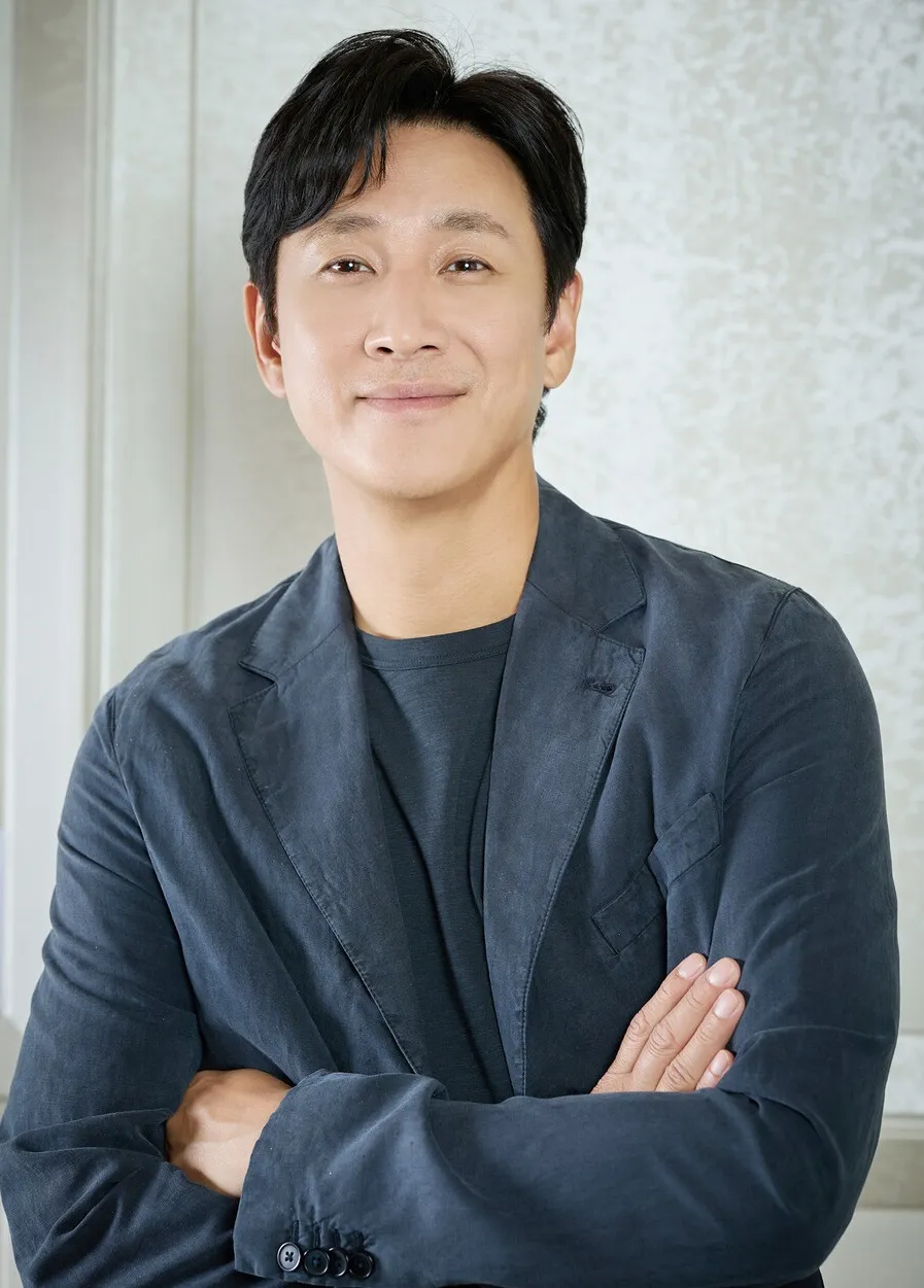 Lee Sun-kyun 1