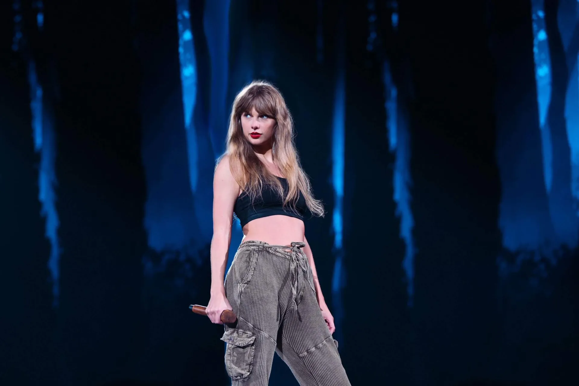 Taylor-Swift-1
