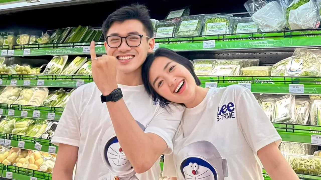 quan-han-xoa-anh-voi-trai-bac-si-cong-khai-tinh-yeu-moi-gay-sot