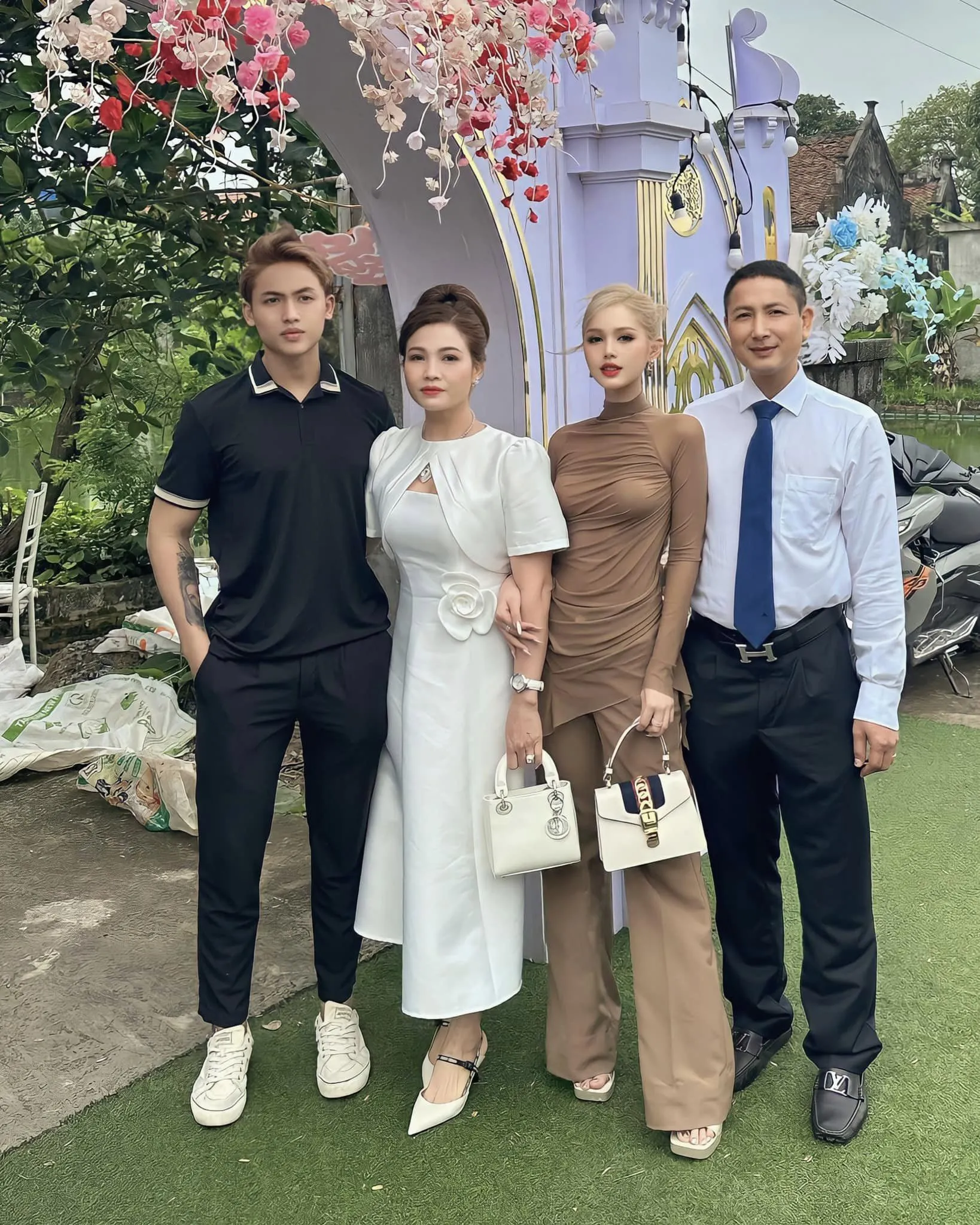 346844875_1285000472140383_1317680362780318799_n