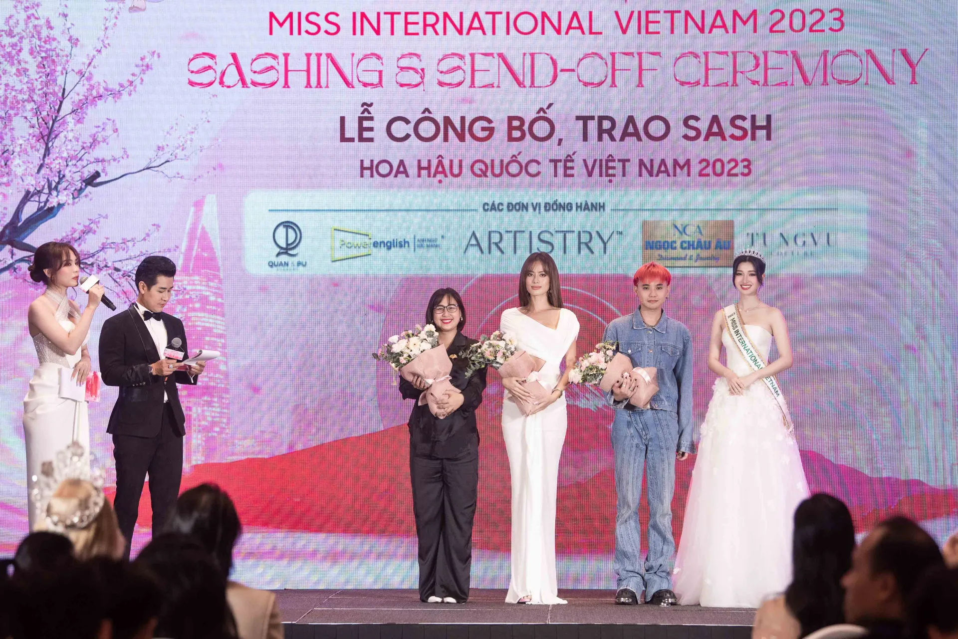 MAI PHƯƠNG MC (4)