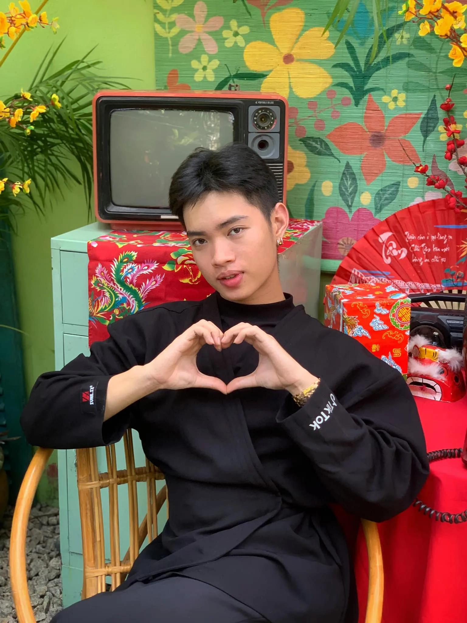 326511098_880366473387967_8928153532474846819_n