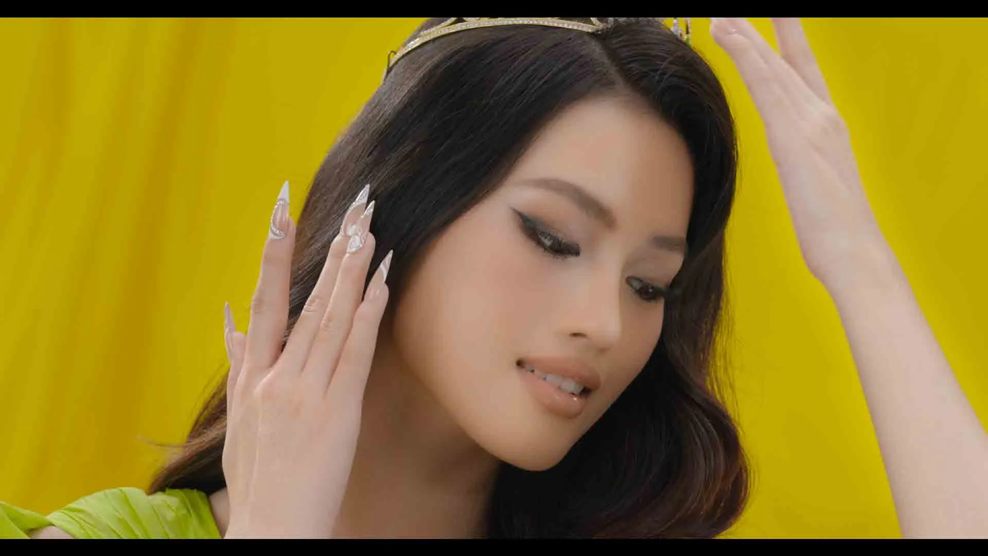 miss-grand-vietnam-hoa-hau-hoa-binh-viet-nam-2023-tung-hinh-hieu-chinh-thuc-3