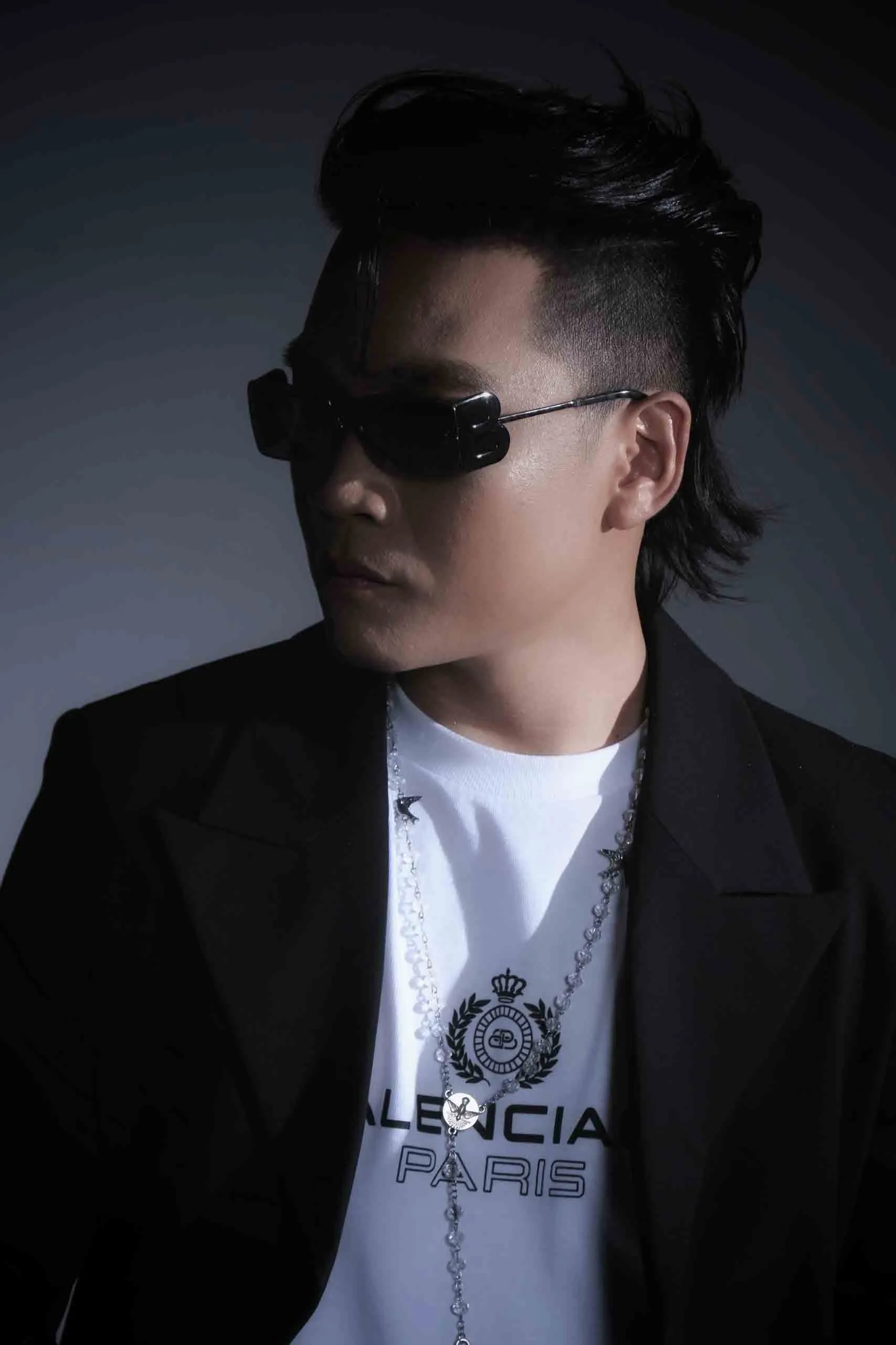 rapper-wowy-bat-ngo-tung-hint-ca-khuc-mang-hoi-tho-duong-dai-cung-nsnd-bach-tuyet10
