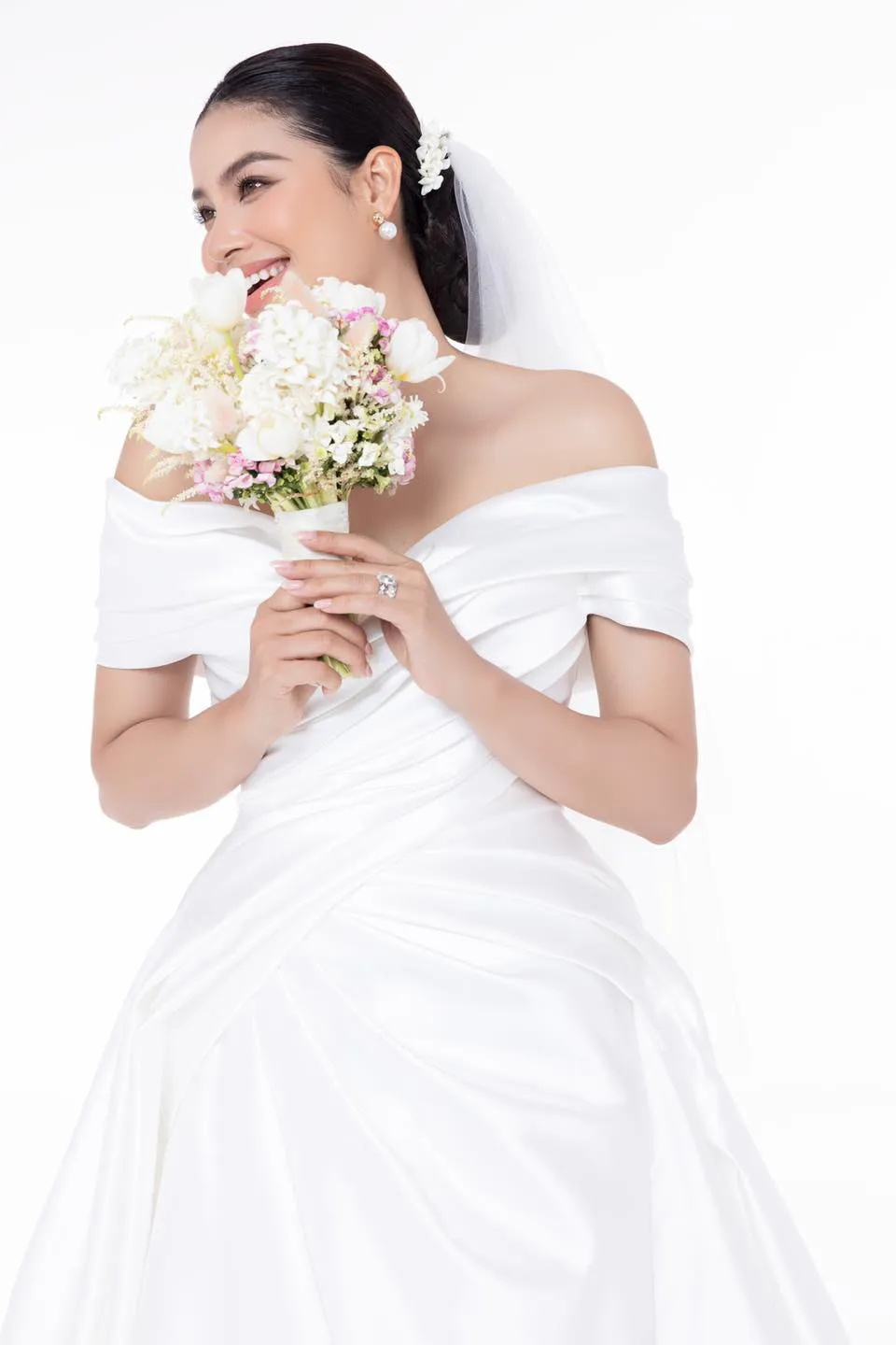 pham-huong-to-chuc-dam-cuoi-3