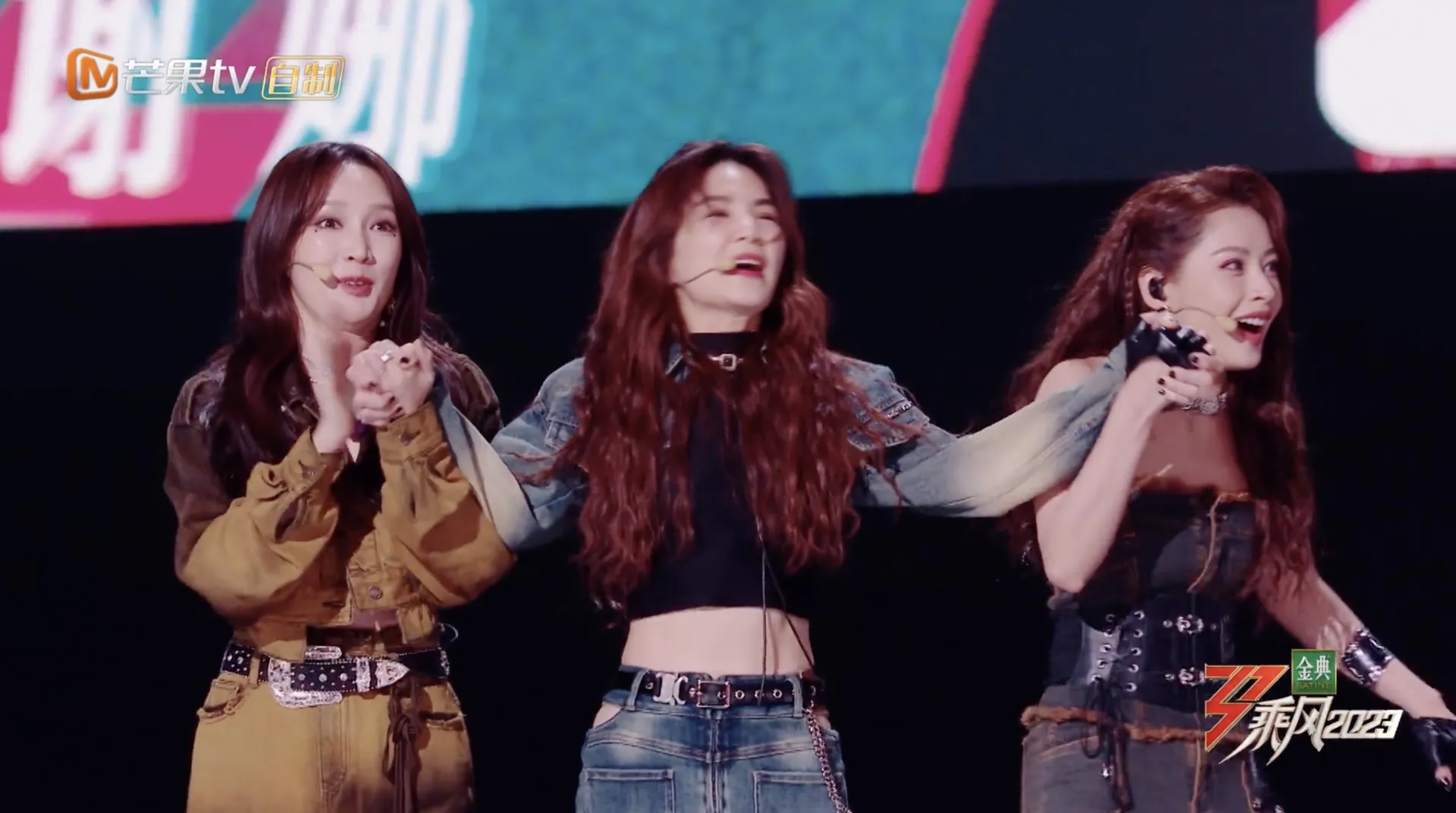 truoc-man-trinh-dien-cuc-chay-cua-chi-pu-va-dong-doi-phan-ung-cac-ty-ty-ra-sao5