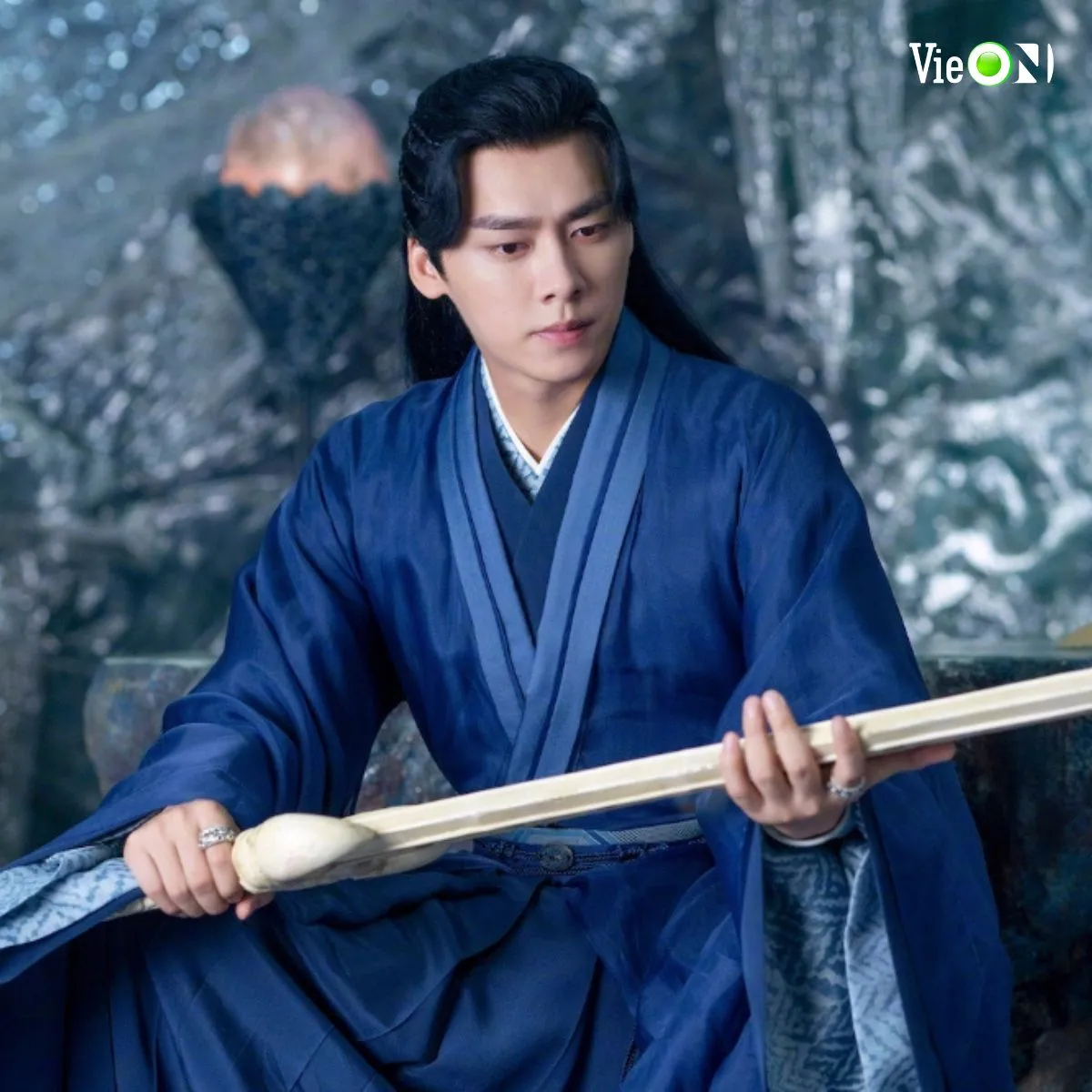 6-sao-hoa-ngu-tan-nat-su-nghiep-vi-scandal-pham-bang-bang-tran-phi-vu-van-con-dat-song4