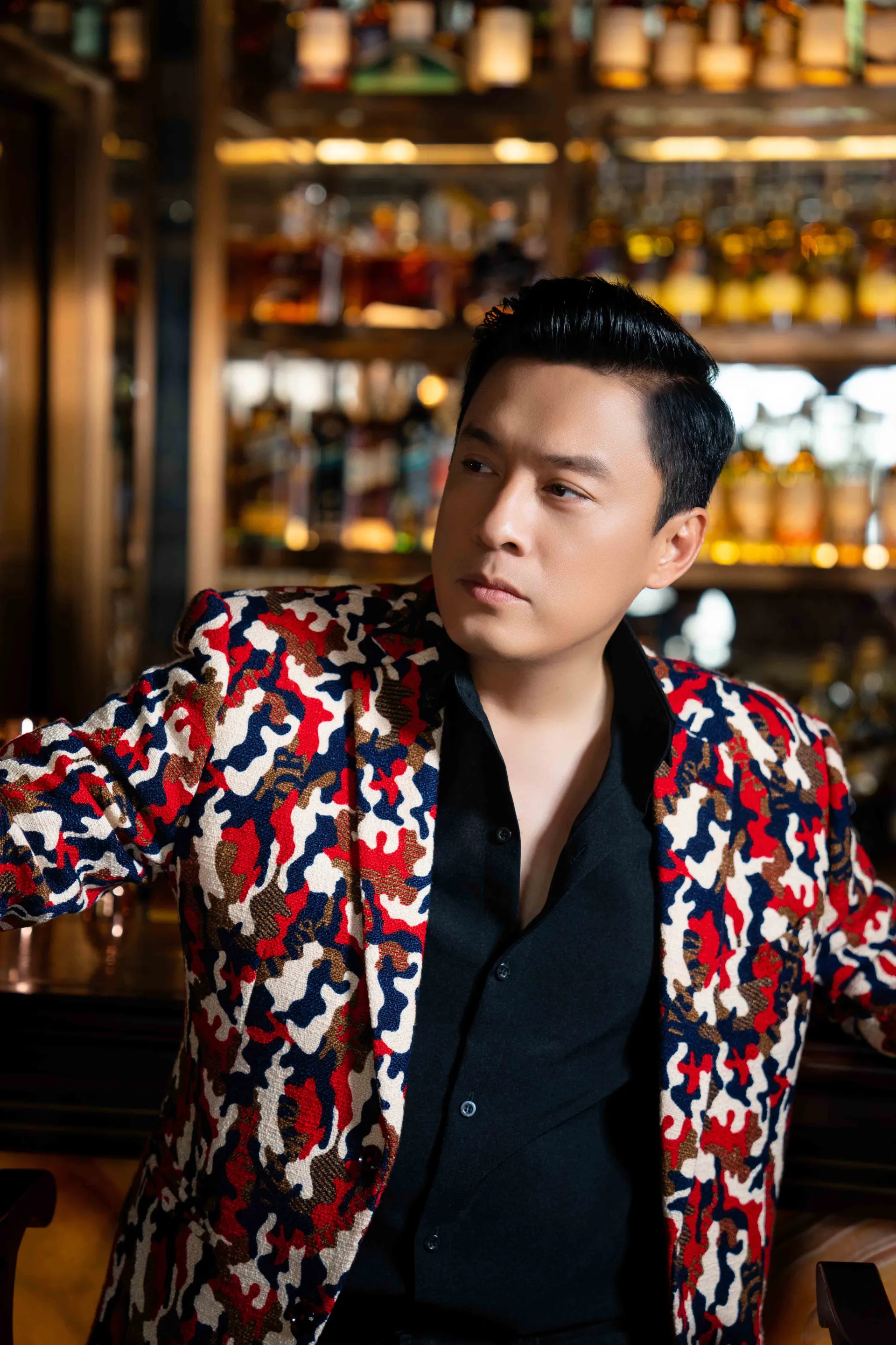 ca si lam truong quay lai thi truong am nhac sau hon 4 nam vang bong8