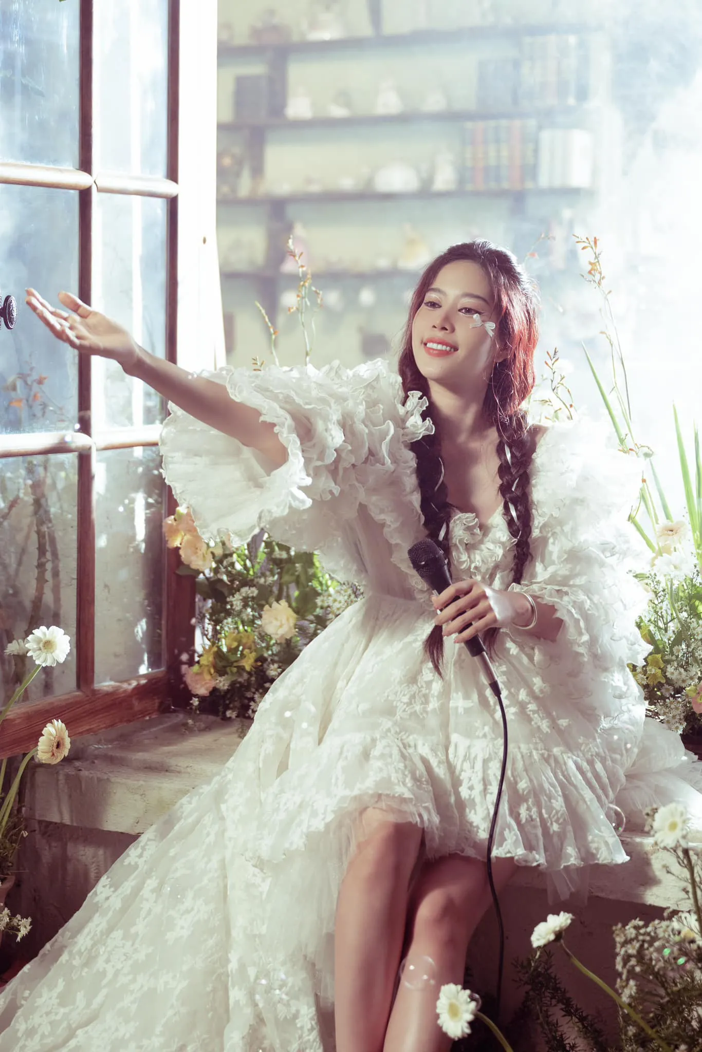 fan-nam-em-tang-hoa-tien-4