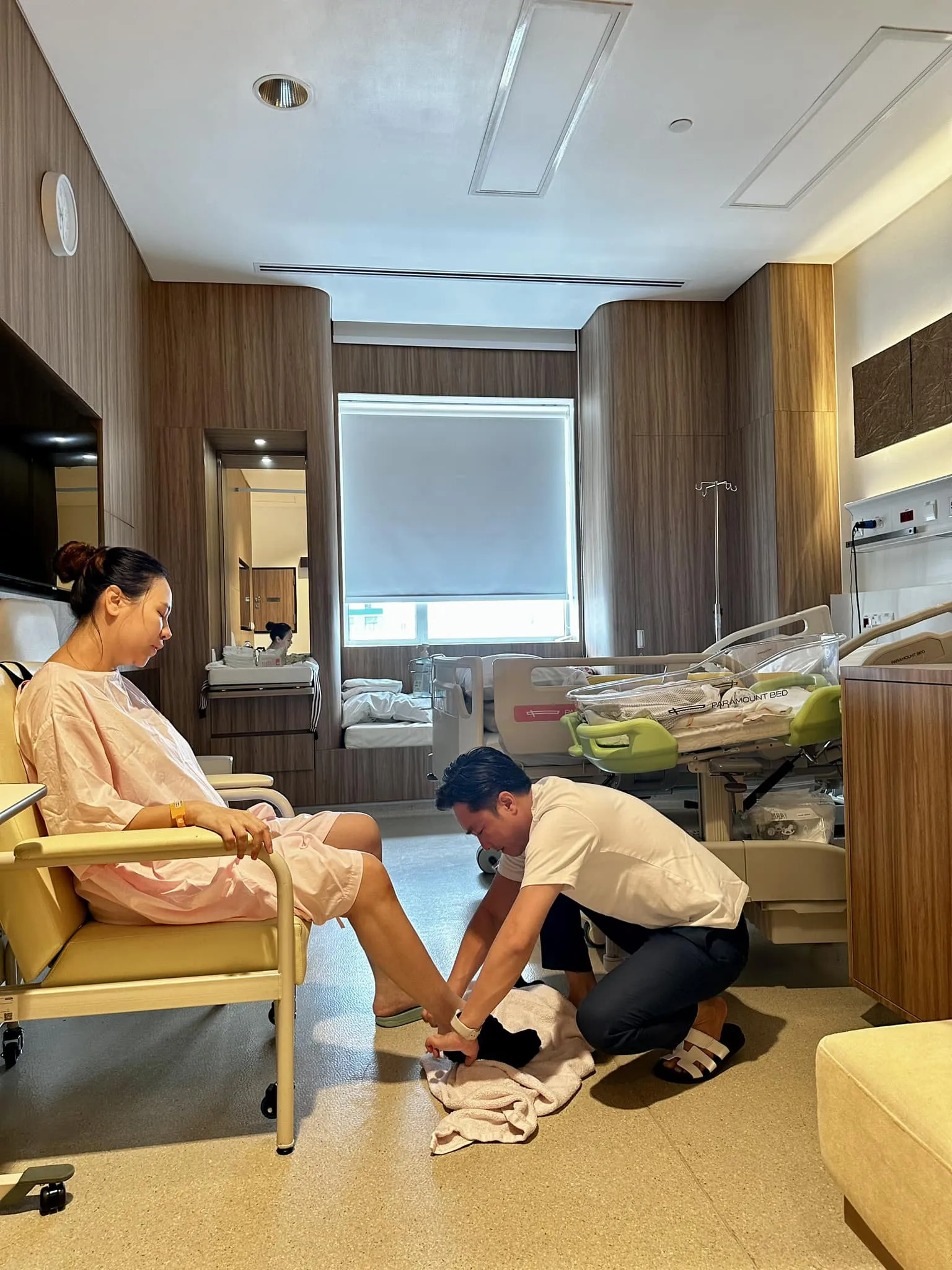 vo-chong-cuong-do-la-va-dam-thu-trang-3