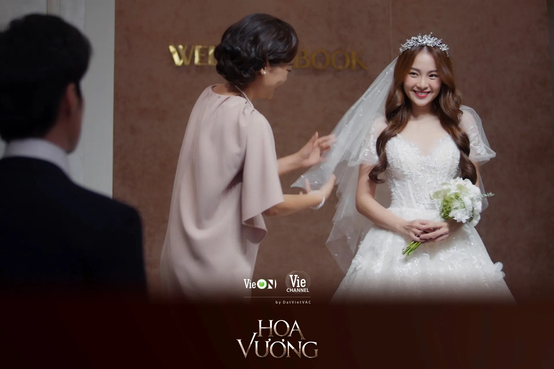 hoa-vuong-tap-31-truc-mai-xuat-hien-khien-le-dinh-hon-cua-dang-khoa-hoang-yen-do-be6