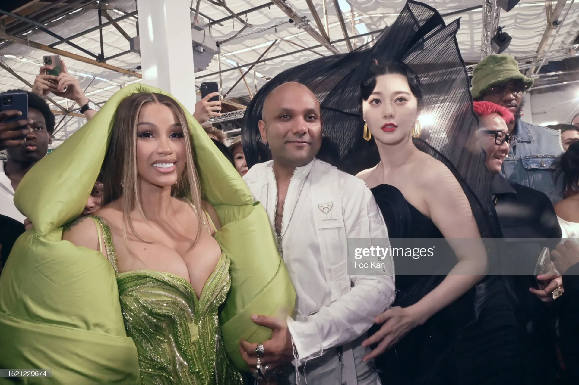 pham-bang-bang-va-car-di-b-2