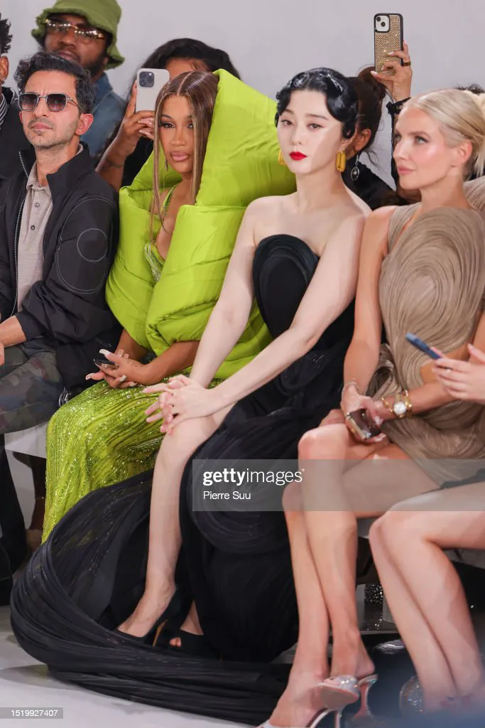 pham-bang-bang-va-car-di-b-4