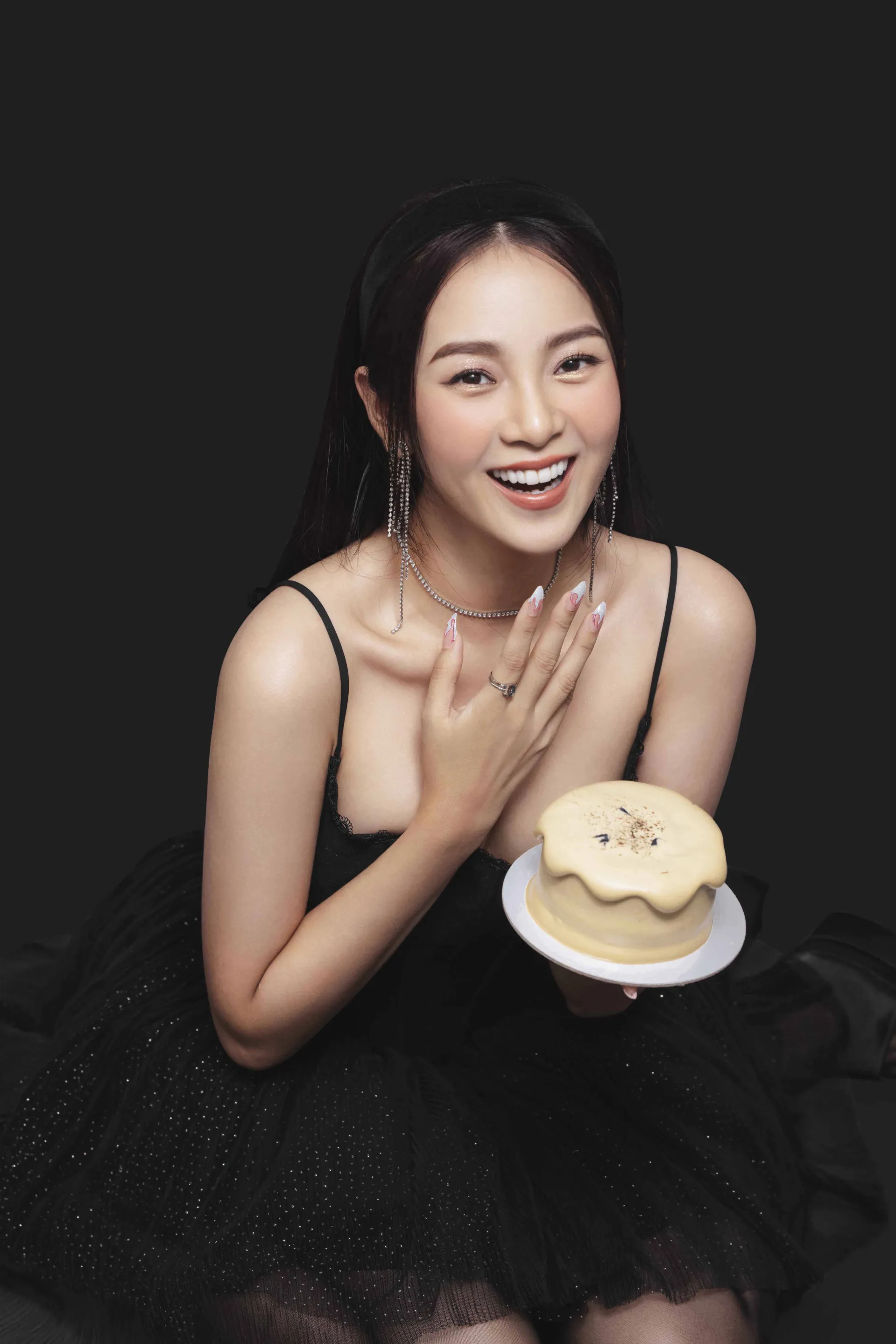 tam-trieu-dang-ngoc-nu-man-anh-viet-tung-loat-anh-cuon-hut-don-sinh-nhat-tuoi-25