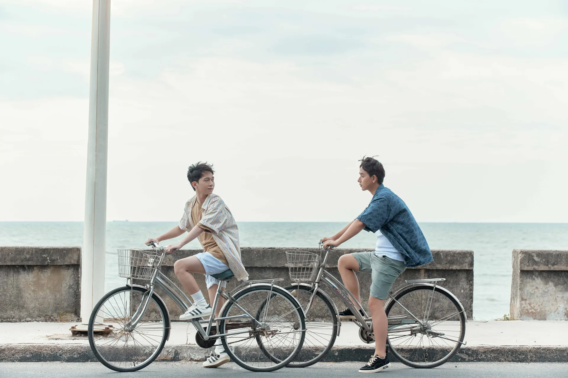 do-hoang-duong-xoa-diu-mua-he-bang-ban-pop-trong-treo-nhe-nhang4