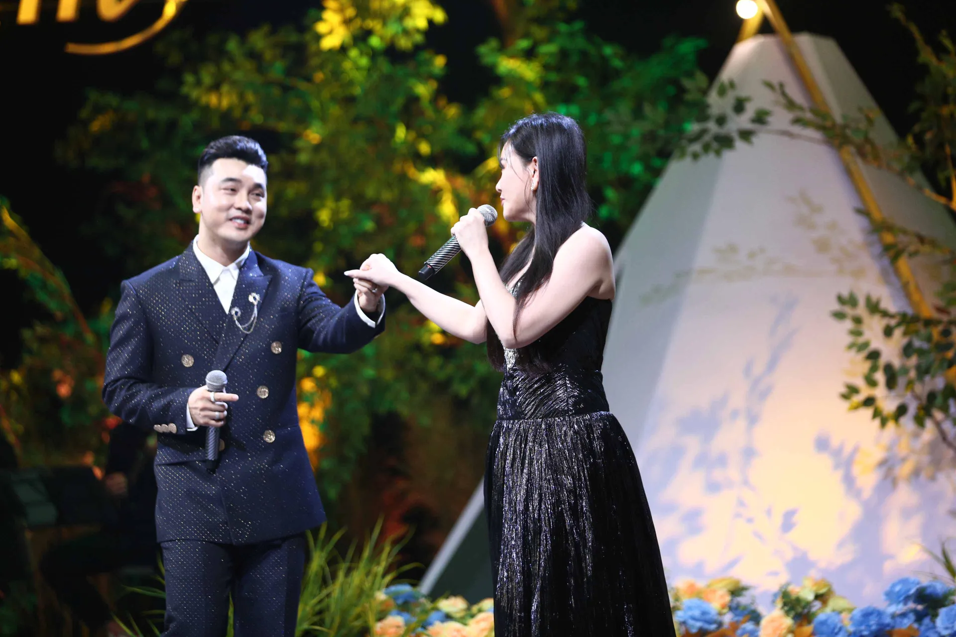 khu-vuon-thanh-am-kim-cuong-lan-dau-tien-tiet-lo-ly-do-yeu-ung-hoang-phuc2