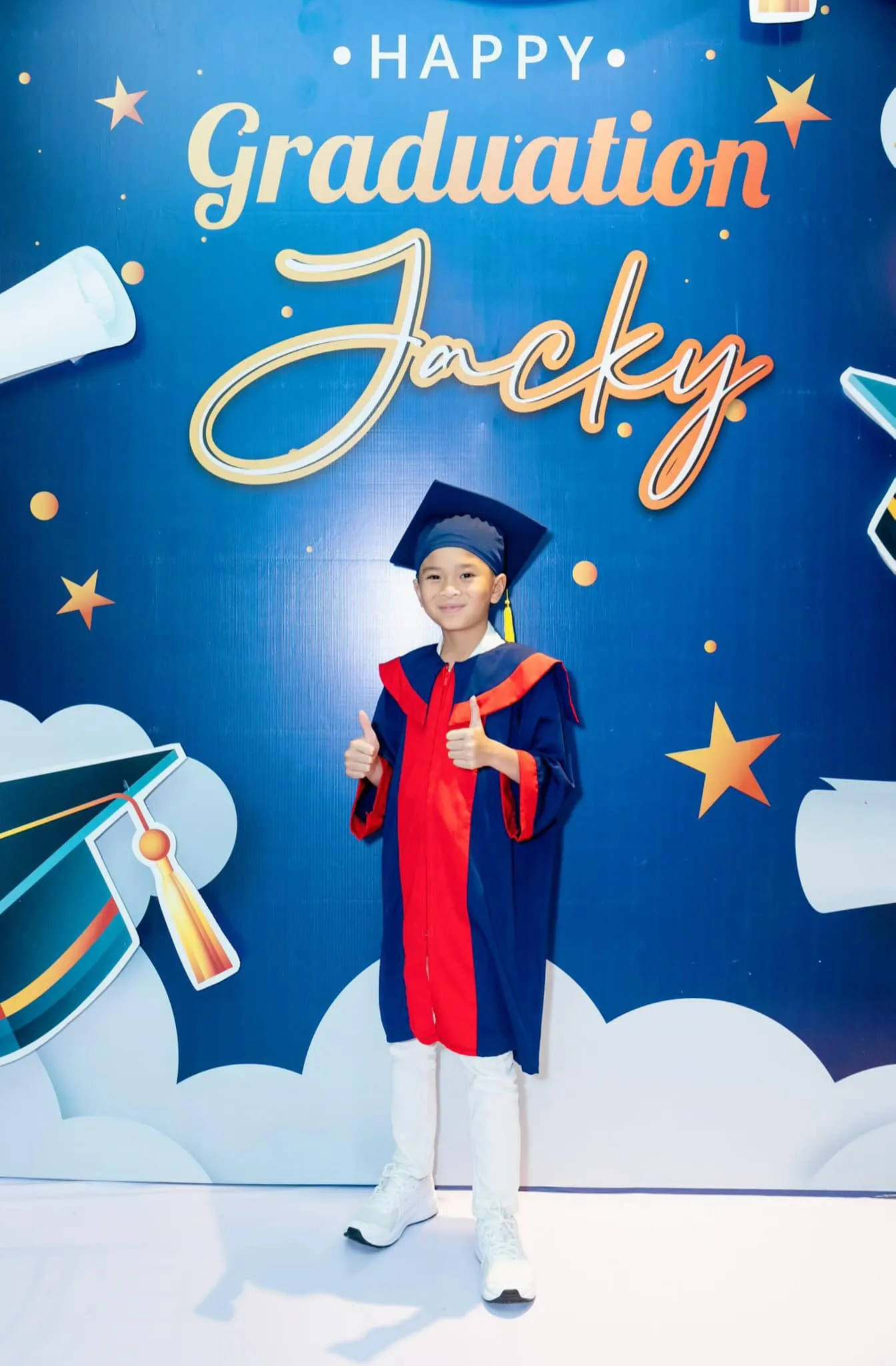 con-trai-ngo-kien-huy-2