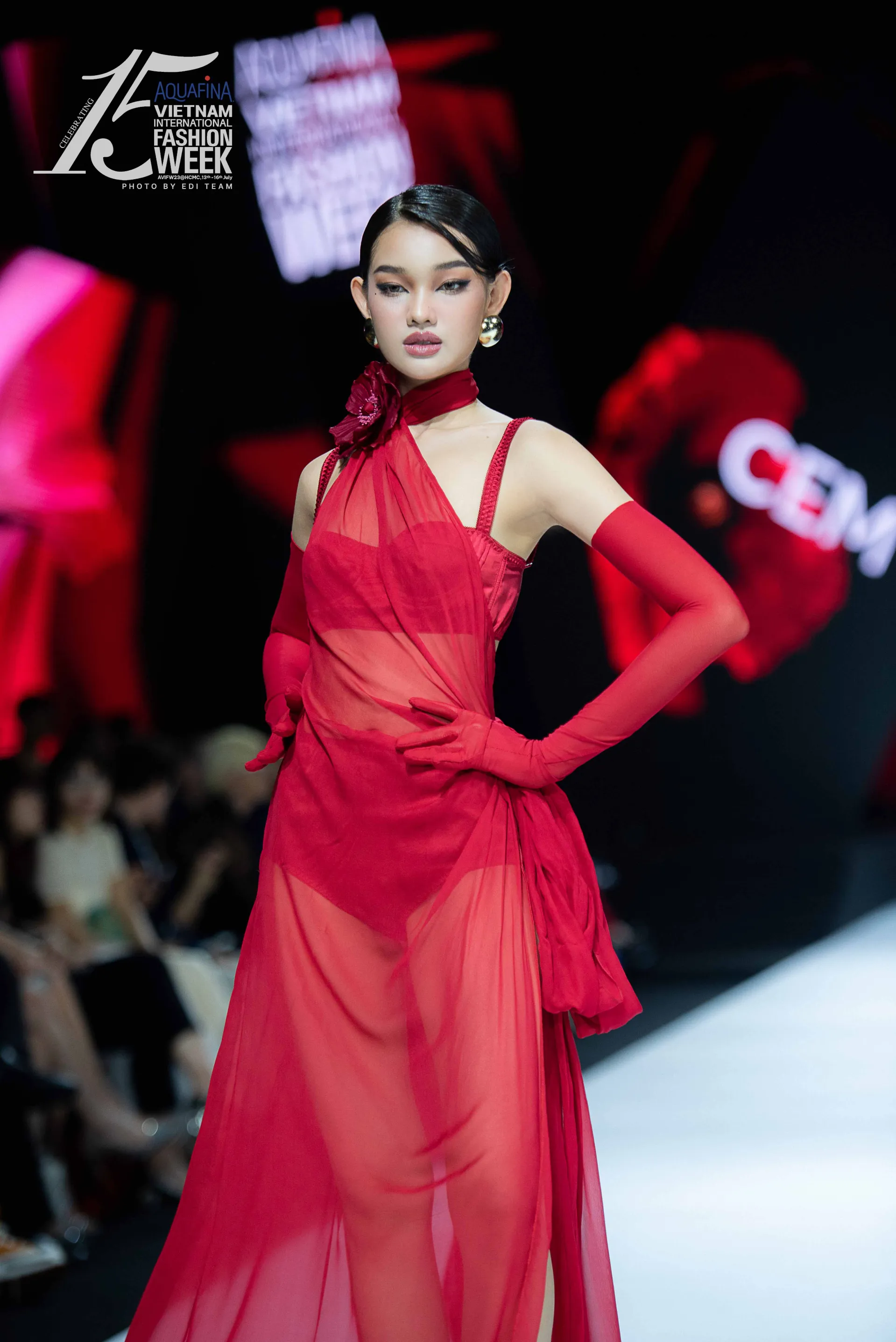 bup-be-song-be-quyen-tu-top-10-hoa-hau-hoa-hau-viet-nam-den-chan-dai-dat-show-hien-tai3