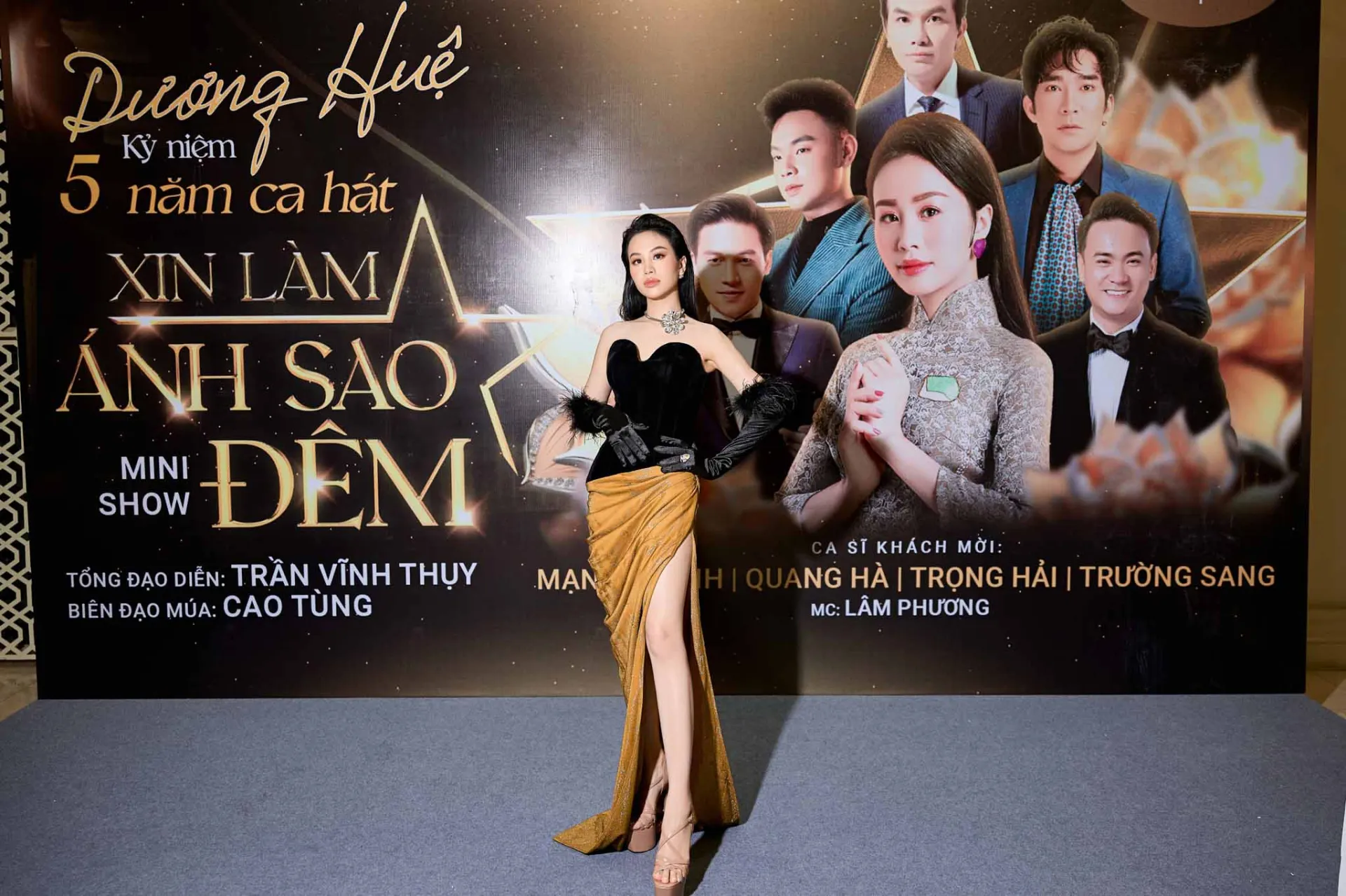 duong-hue-toa-sang-ruc-ro-trong-minishow-xin-lam-anh-sao-dem1