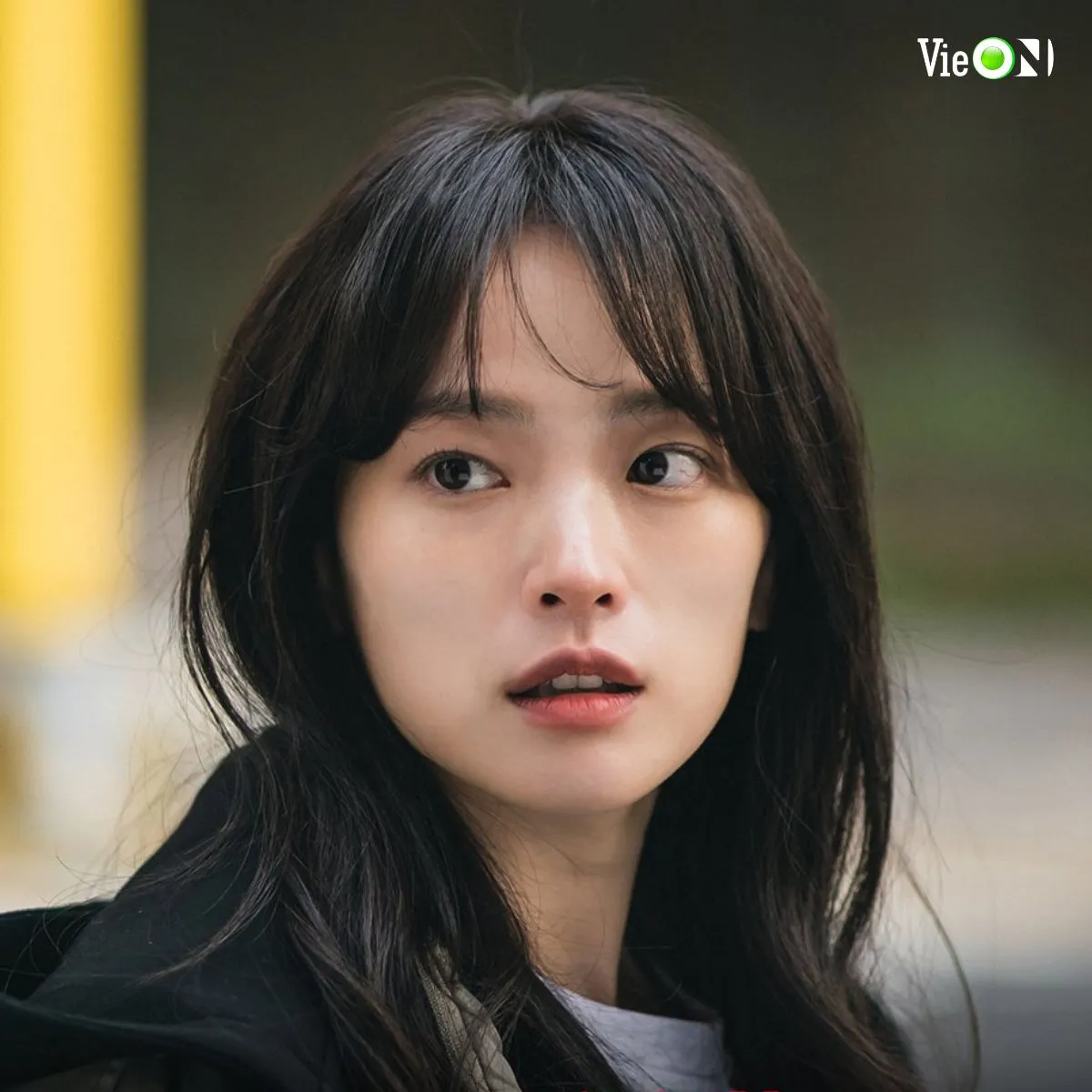 moon-ga-young-cam-nang-chi-dep-chun-woo-hee-trong-cu-lua-nen-duyen2