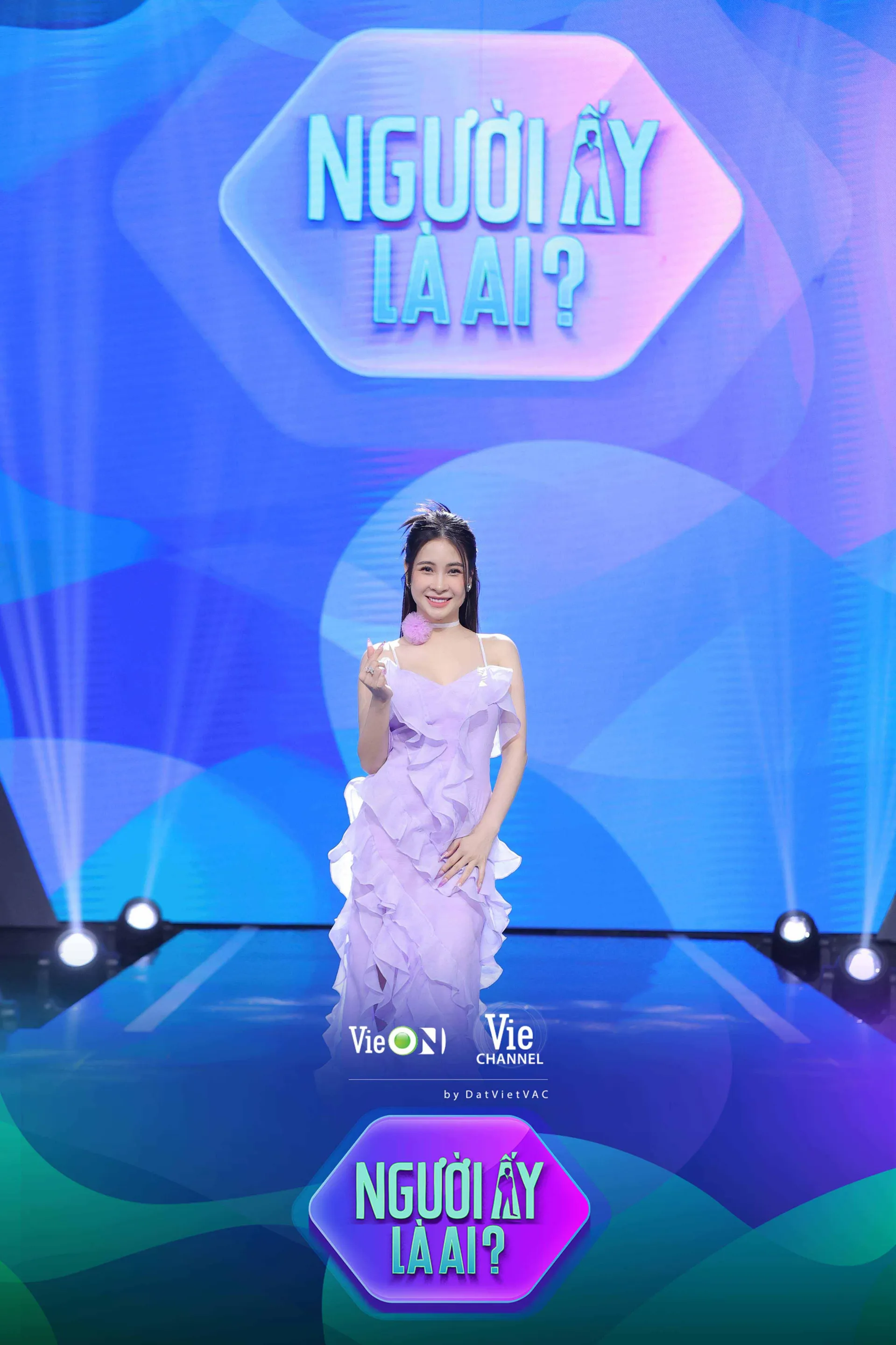 nu-chinh-tap-10-mang-den-cau-chuyen-khien-pham-quynh-anh-hua-kim-tuyen-giat-minh3