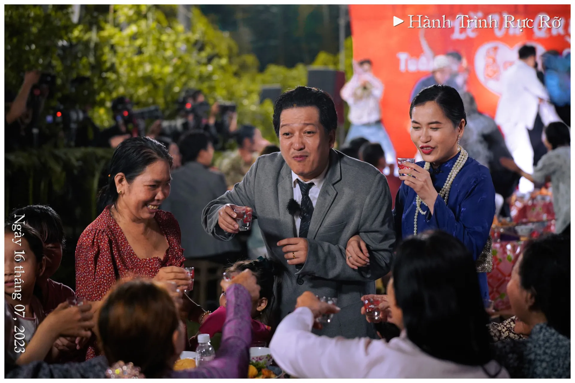 pu-ka-va-gin-tuan-kiet-dam-cuoi-4