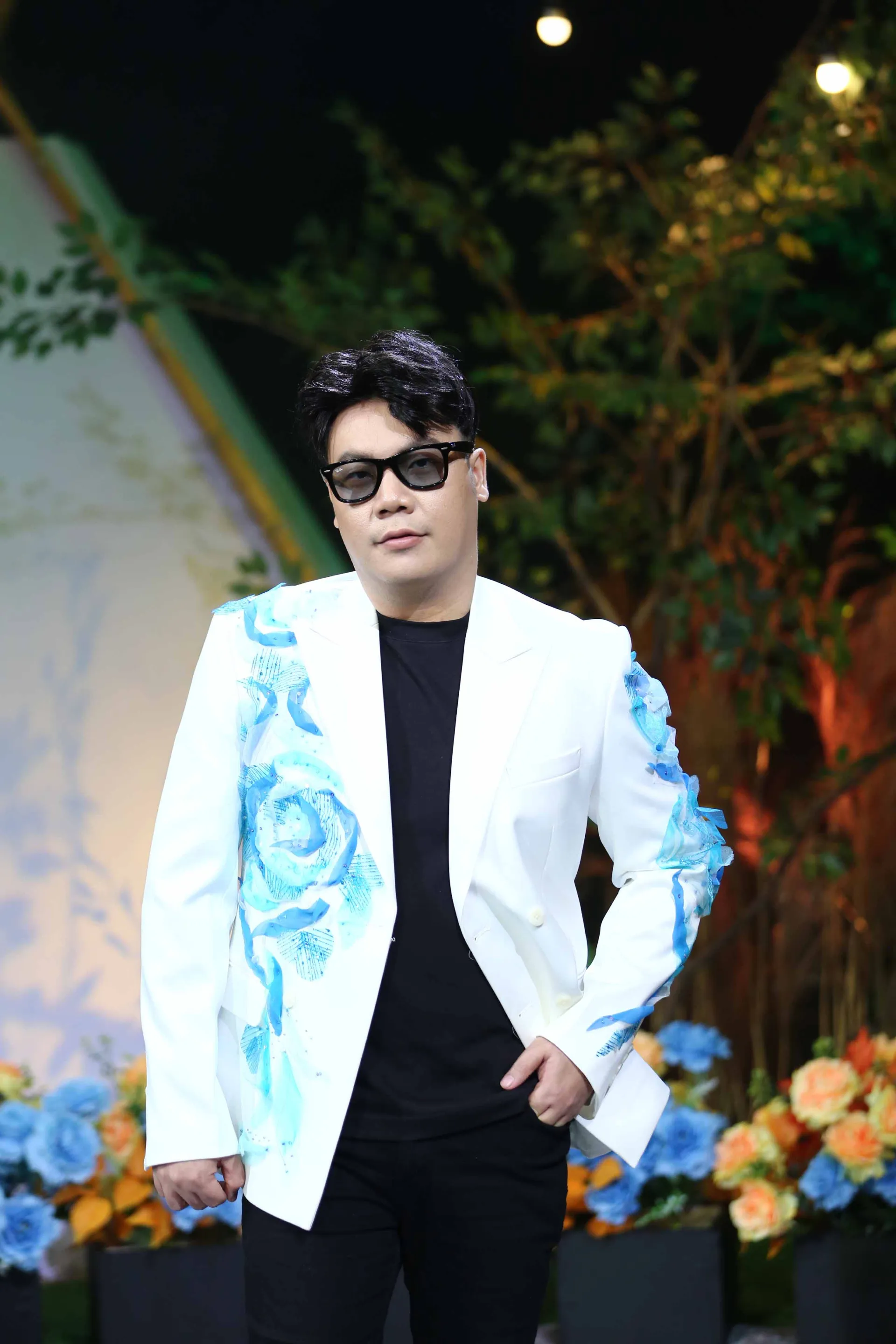 phuong-thanh-ke-ve-lan-ra-mat-doi-lai-cong-ly-cho-co-nghe-si-minh-thuan-khien-ai-cung-bat-cuoi