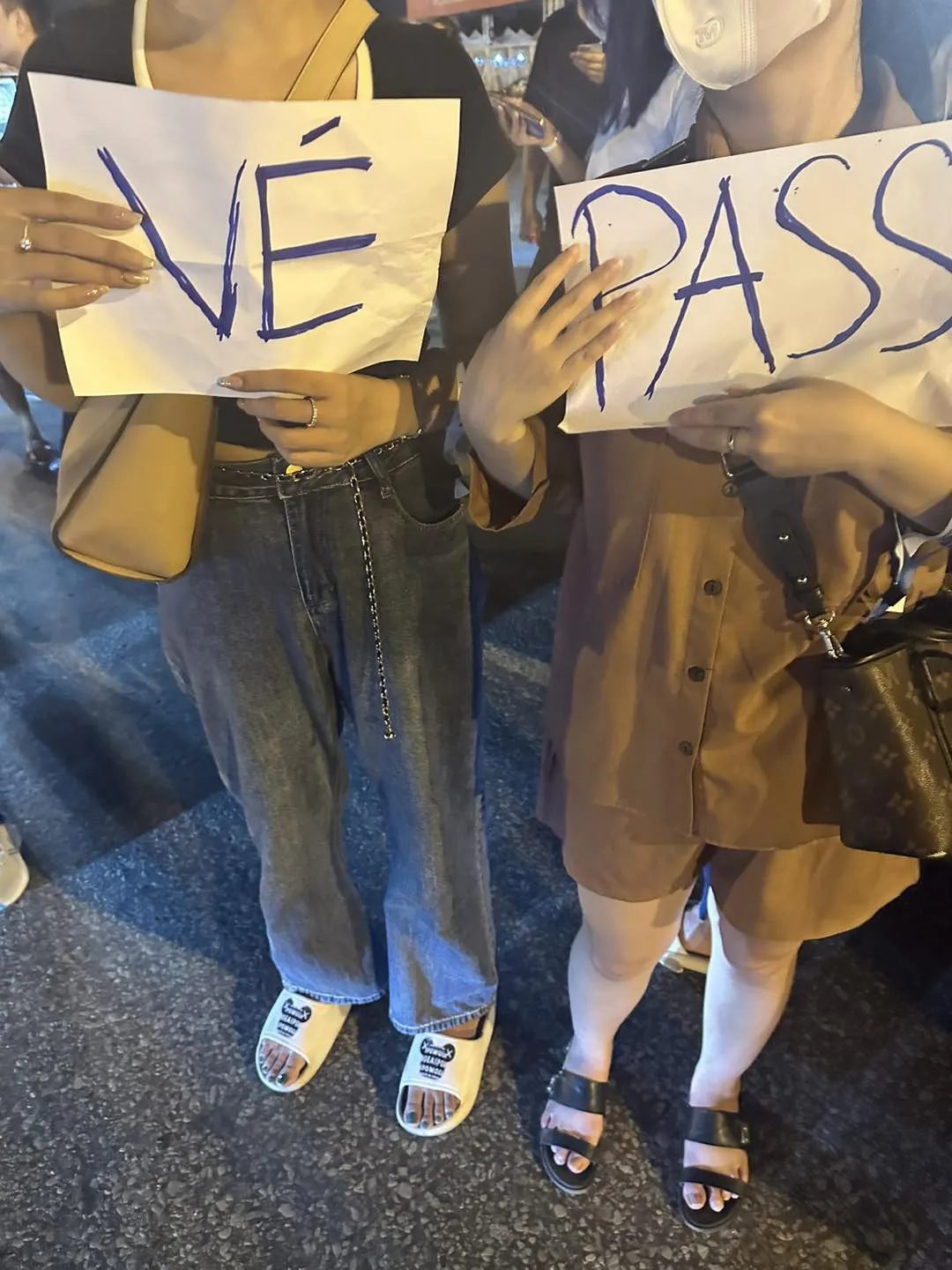 concert-black-pink-6