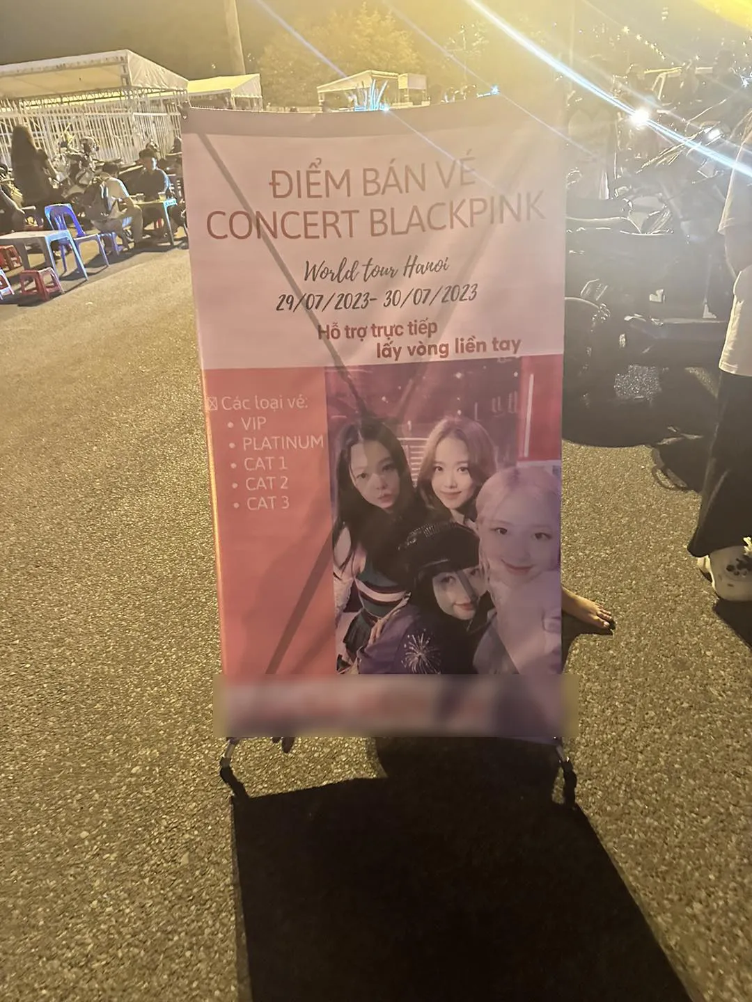 concert-black-pink-7