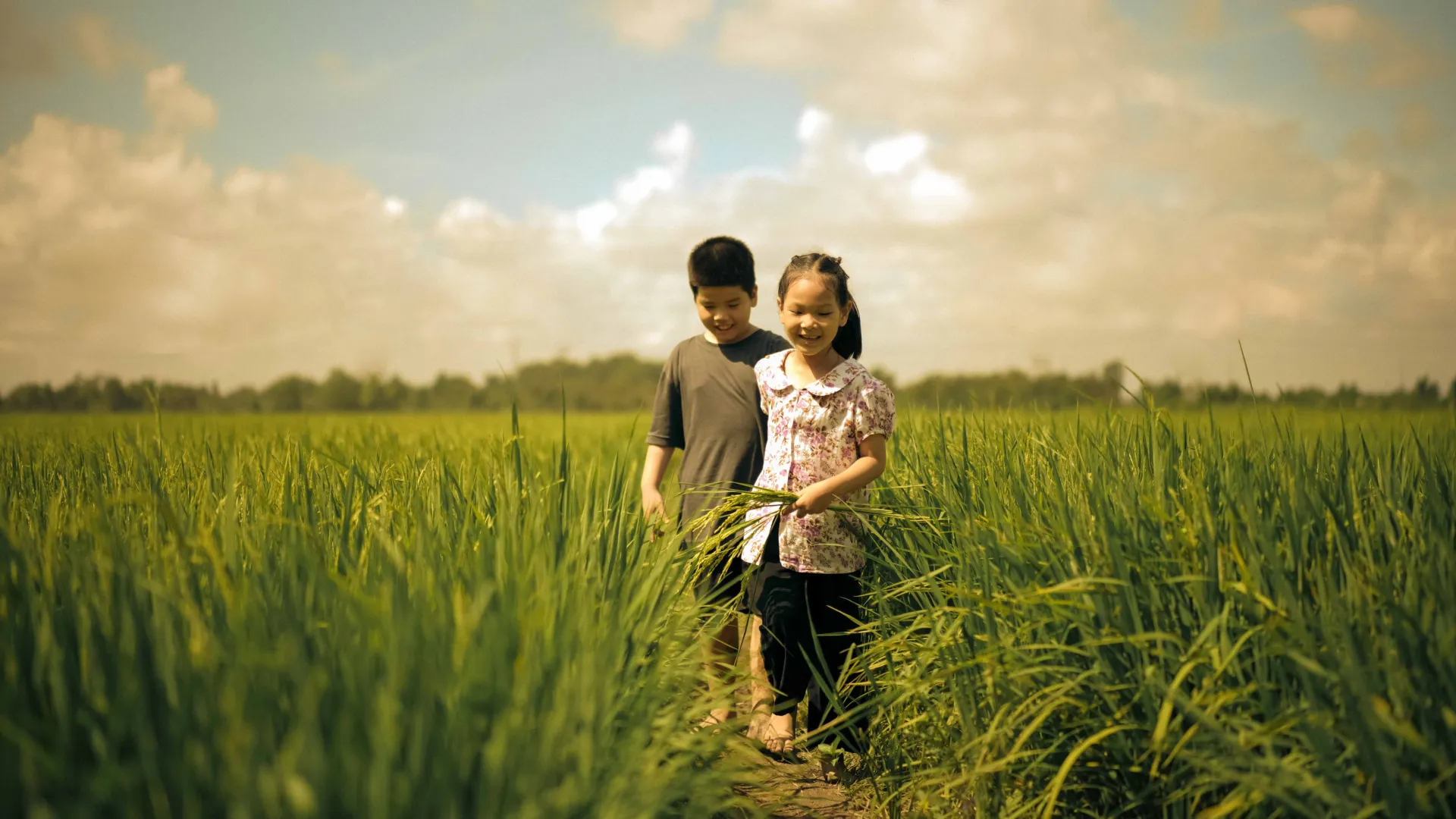 oanh-kieu-co-bau-voi-jack-long-trong-mv-moi1