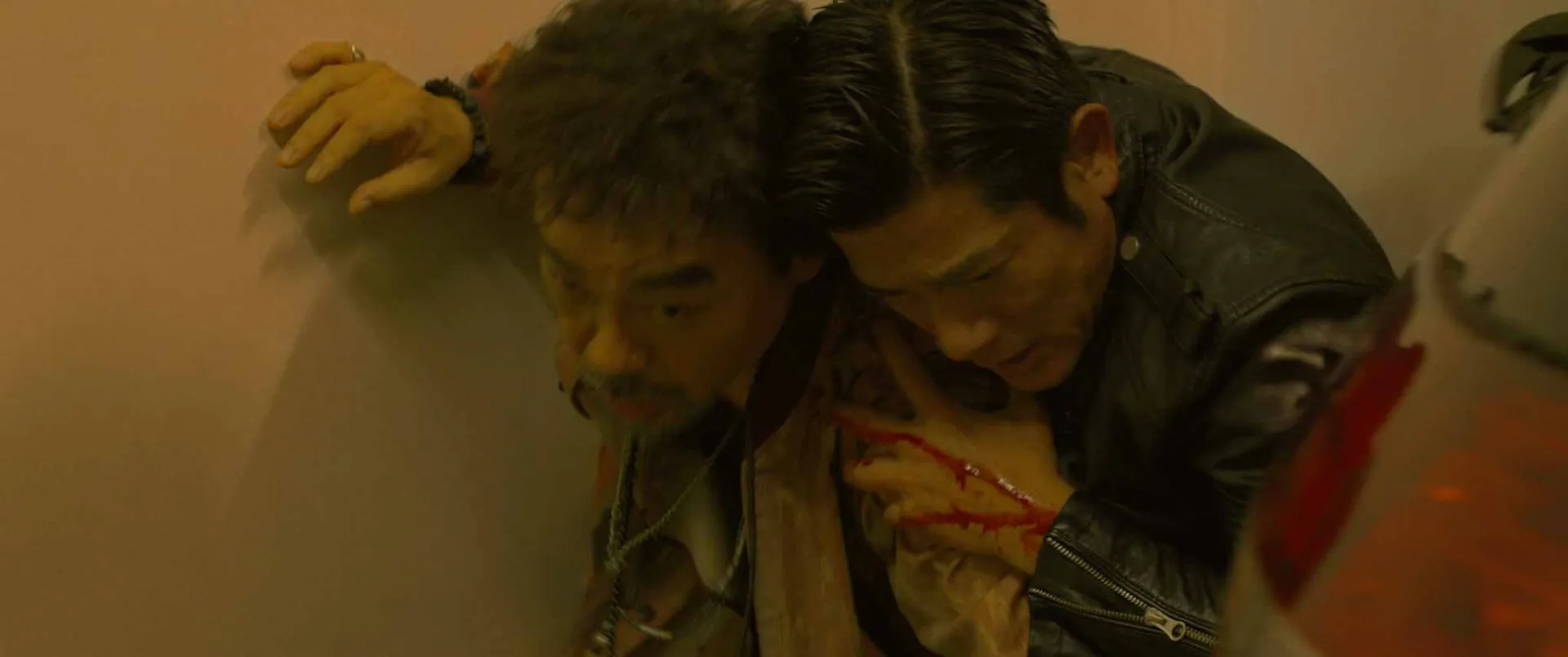 co-thien-lac-va-quach-phu-thanh-bat-ngo-tro-mat-trong-bao-trang-3-thien-dang-hay-dia-nguc6