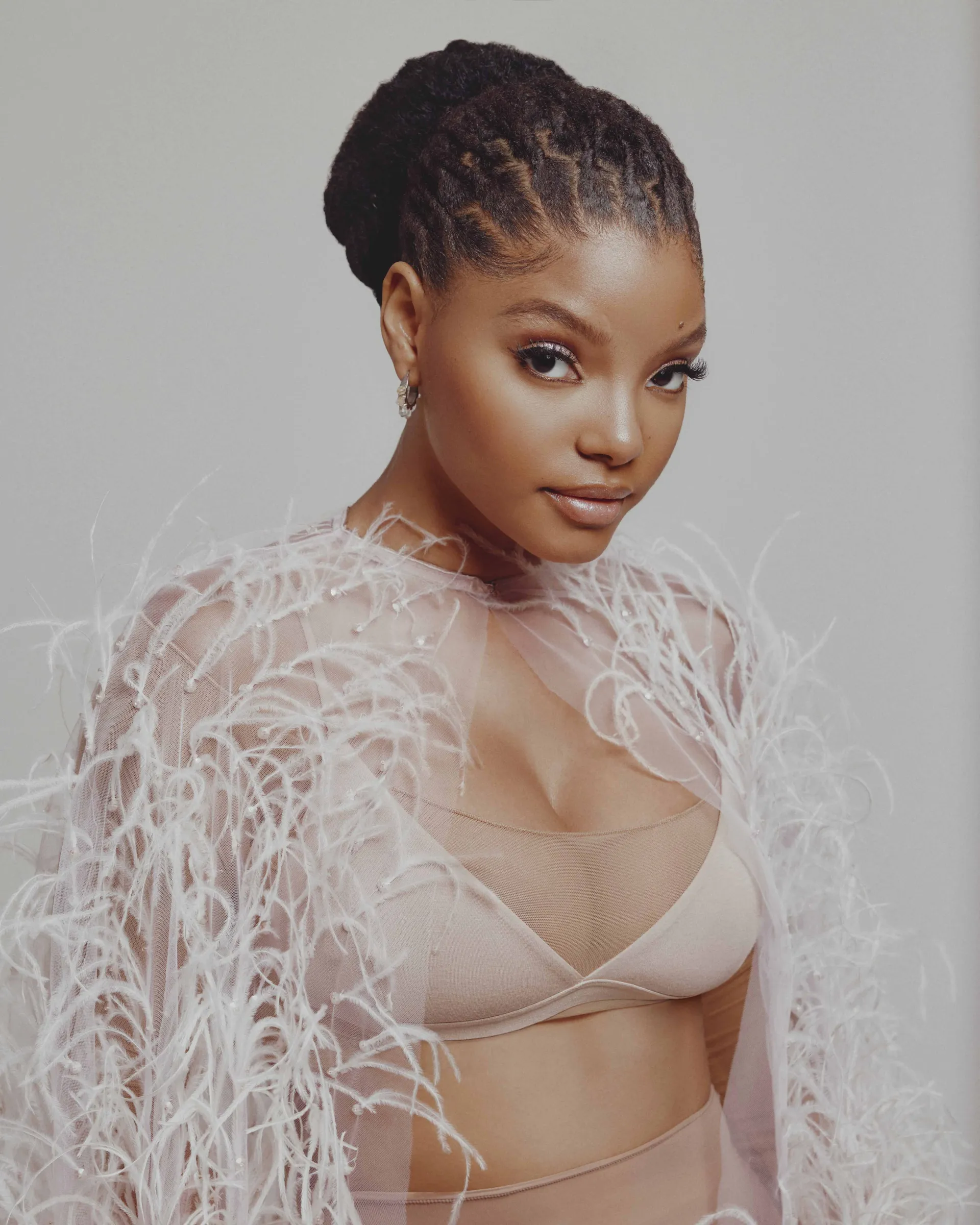 nang-tien-ca-halle-bailey-ra-mat-solo-voi-angel-ung-cu-vien-manh-cho-de-cu-grammys-20232