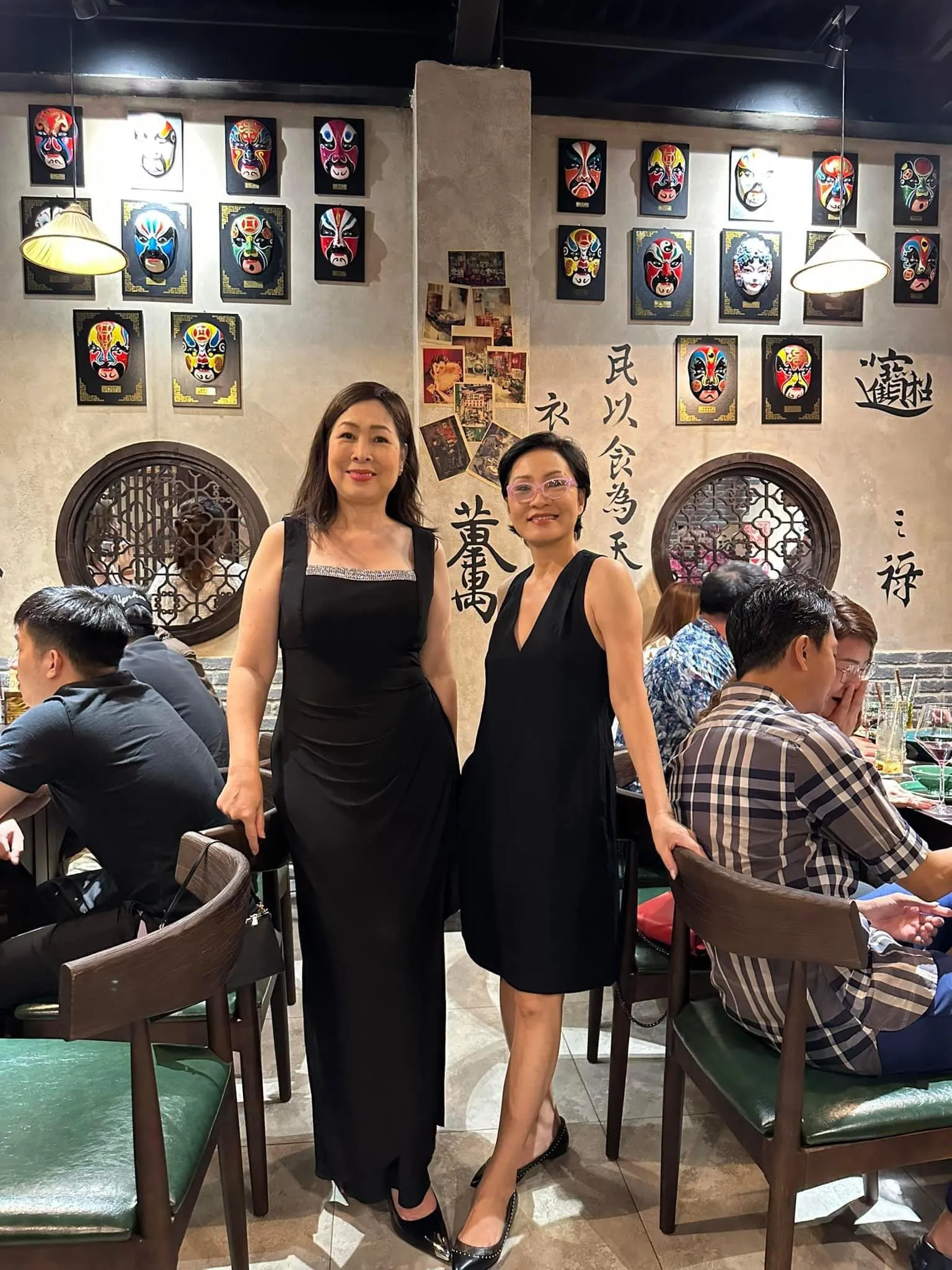 nsnd-hong-van-giam-can-1