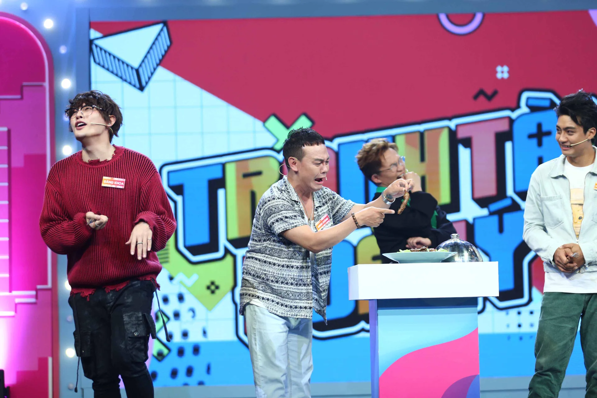 vo-dang-khoa-thanh-truc-te-xiu-vi-mon-chuot-xuat-hien-trong-hinh-phat-cua-tranh-tai-doan-y2