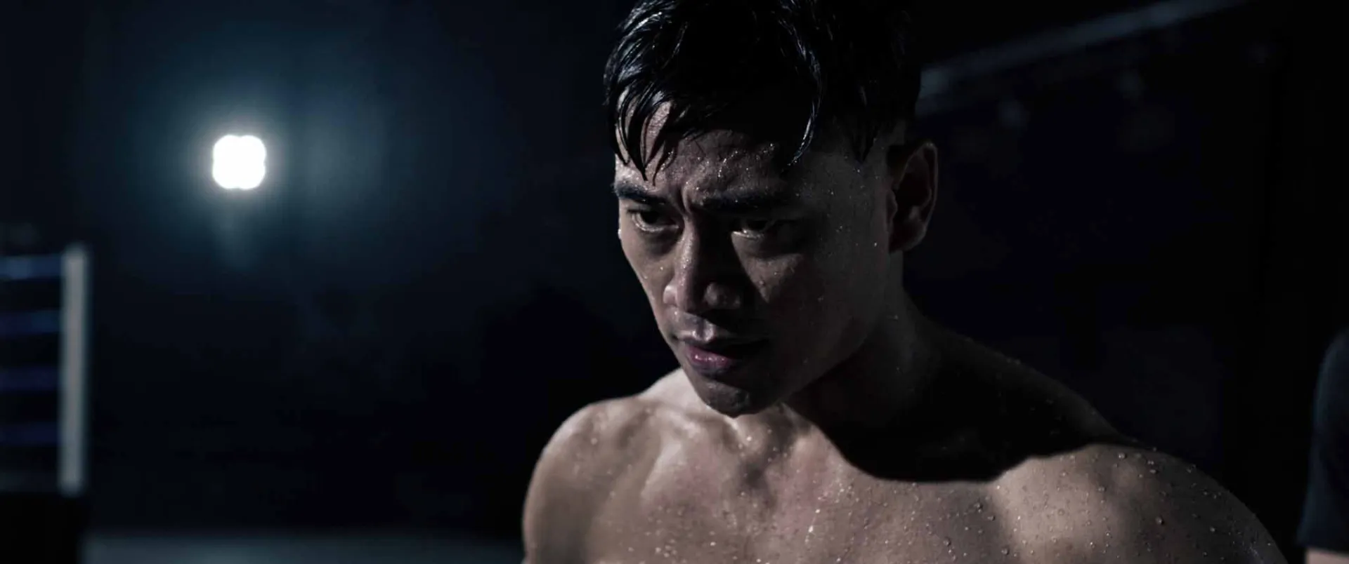 saac-rocker-nguyen-emma-le-tai-xuat-dien-anh-voi-giao-lo-867517