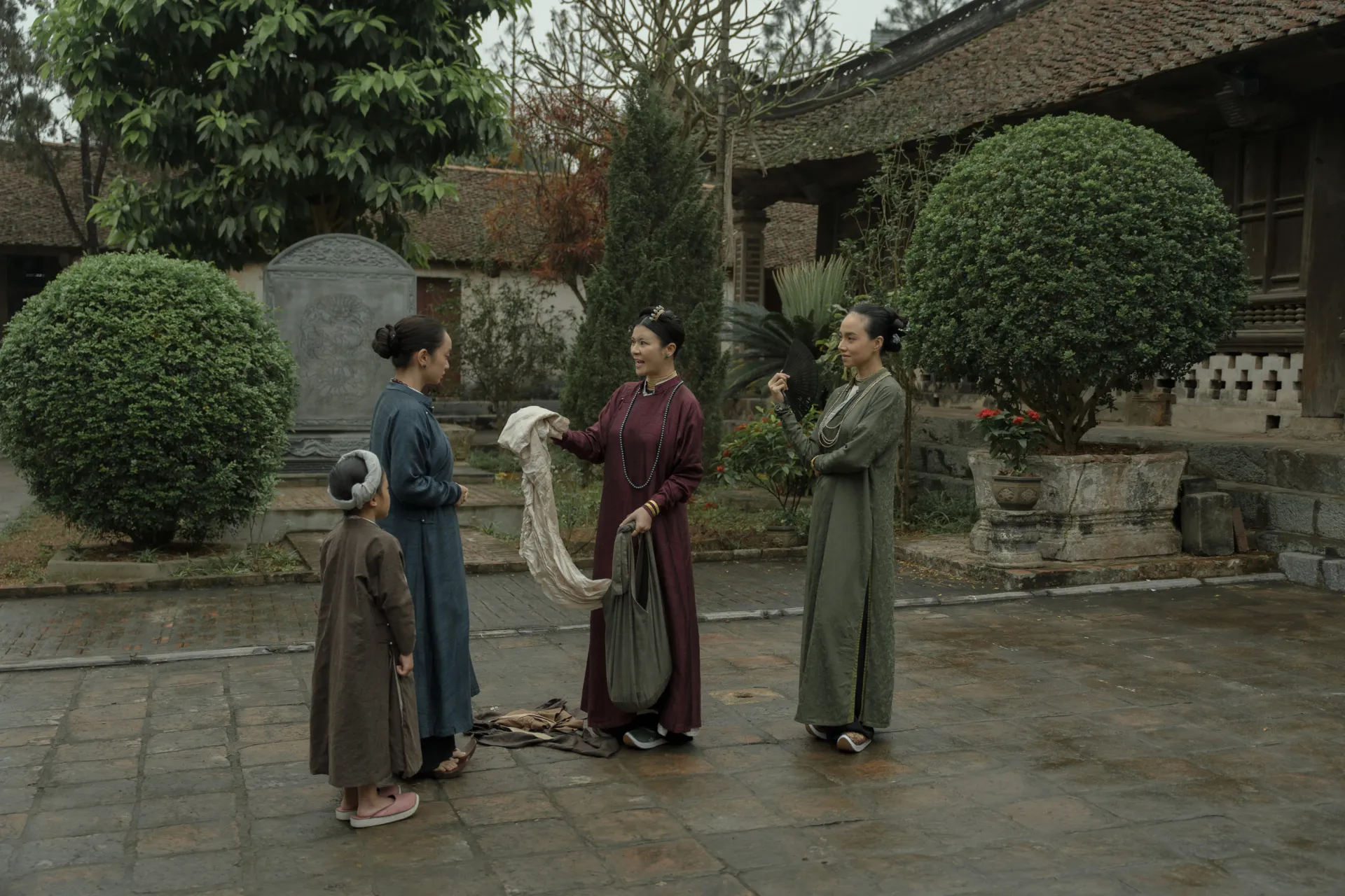 kaity-nguyen-sanh-doi-cung-thuan-nguyen-trong-nguoi-vo-cuoi-cung1