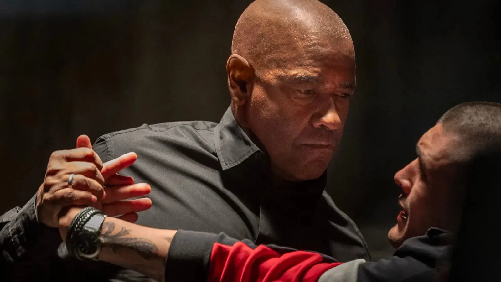 the-equalizer-3-cai-ket-man-nhan-va-khoc-liet-cua-john-wick-da-mau2