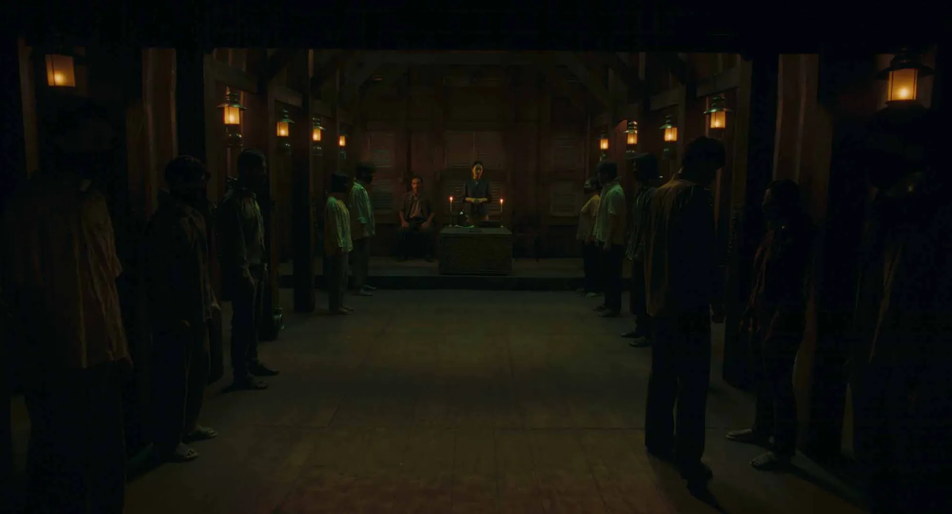 chi-pu-bat-ngo-tro-lai-dien-anh-viet-voi-nguoi-mat-troi-sau-nhung-thanh-cong-nghe-thuat-quoc-te3