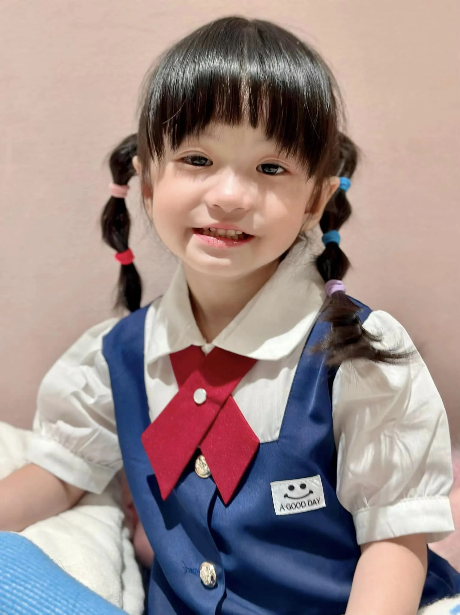 con-gai-ut-doan-di-bang-4