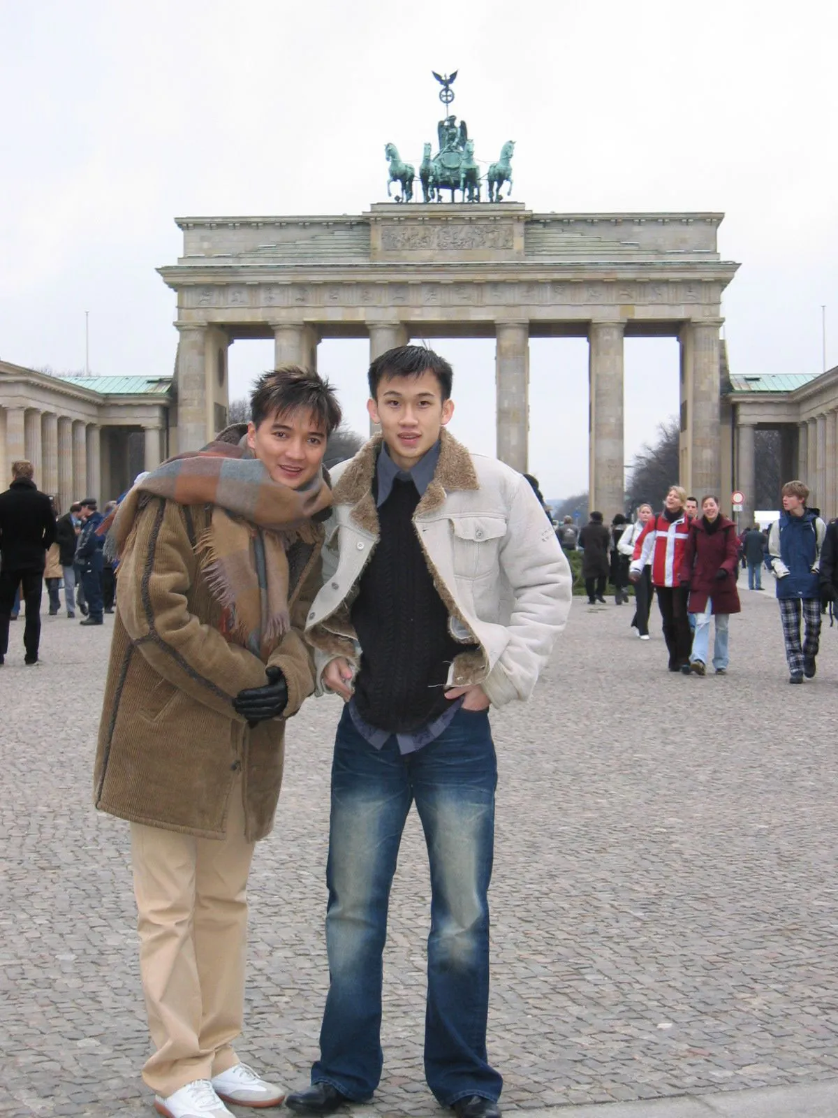 dam-vinh-hung-va-do-hieu-2