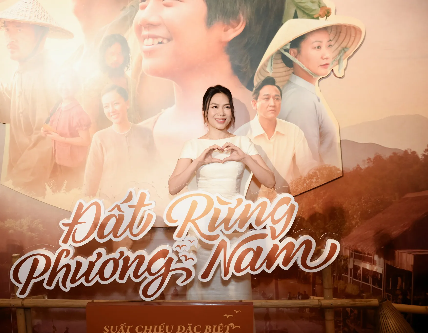 phim-dat-rung-phuong-nam-1