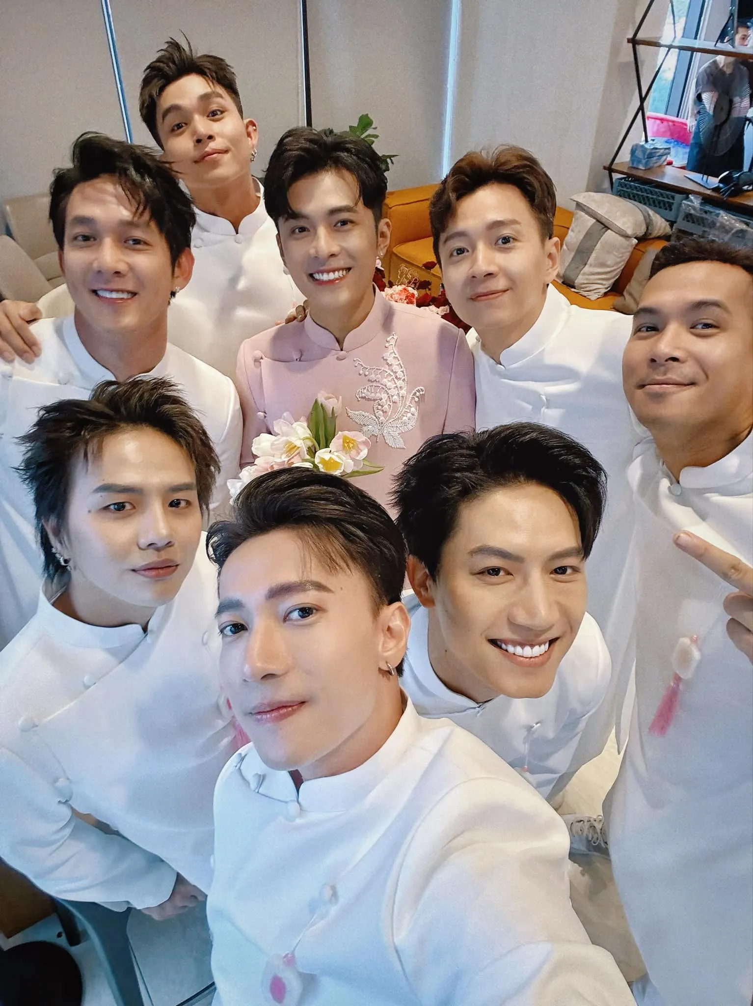 dam-cuoi-pu-ka-va-gin-tuan-kiet-7