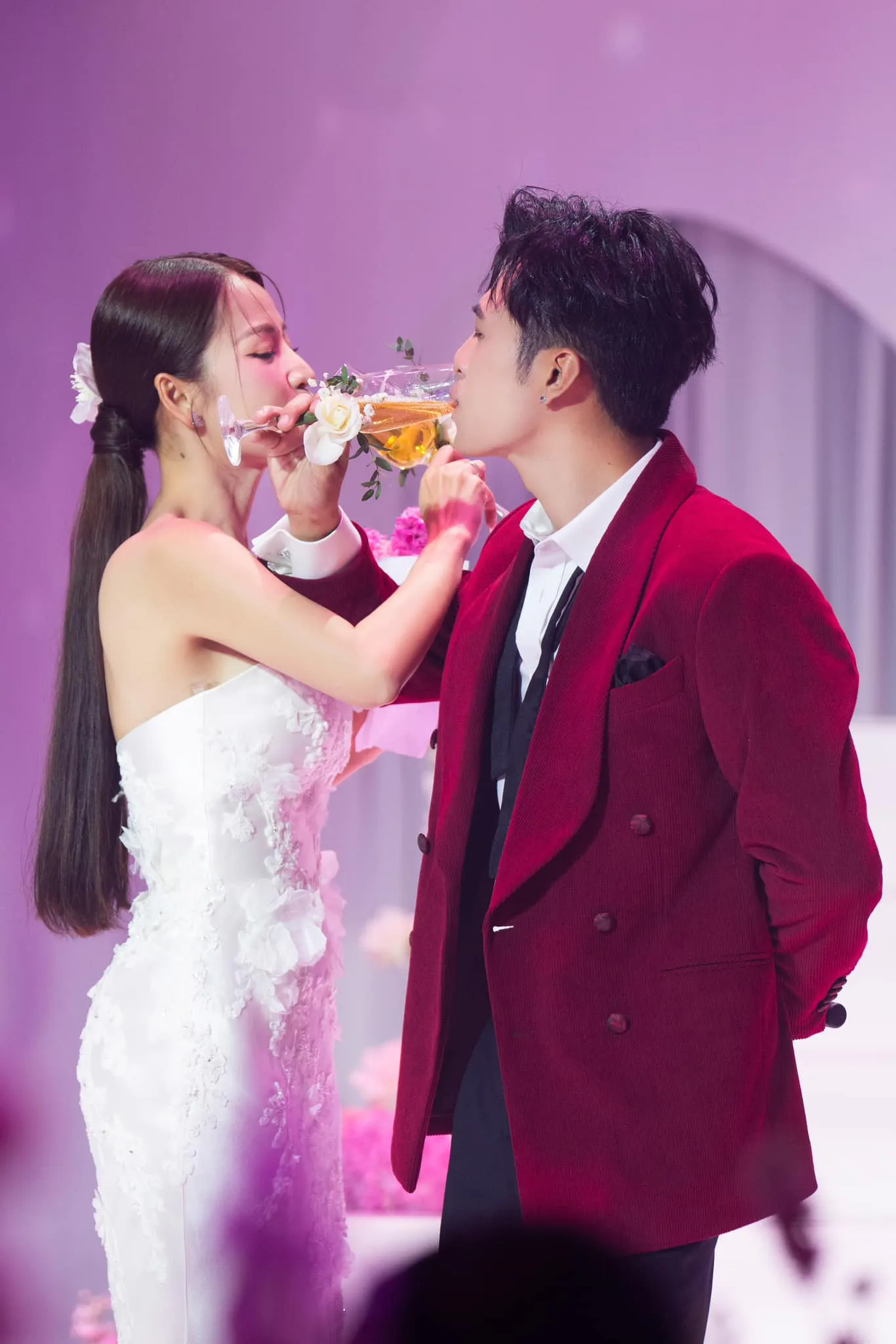 dam-cuoi-pu-ka-va-gin-tuan-kiet-5