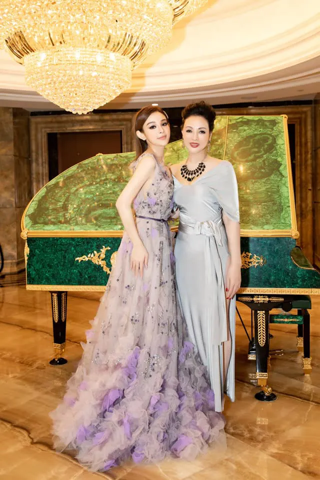 me-ruot-huyen-ba-by-4